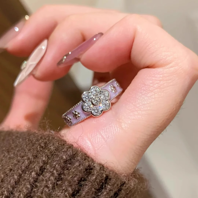 Light Luxury Milky Taro Purple Flower Ring for Women, 2025 New French Style with Diamond Inlay and Lavender Purple Accent Light Luxury Milky Taro Purple Flower Ring for Women, 2025 New French Style with Diamond Inlay and Lavender Purple Accent