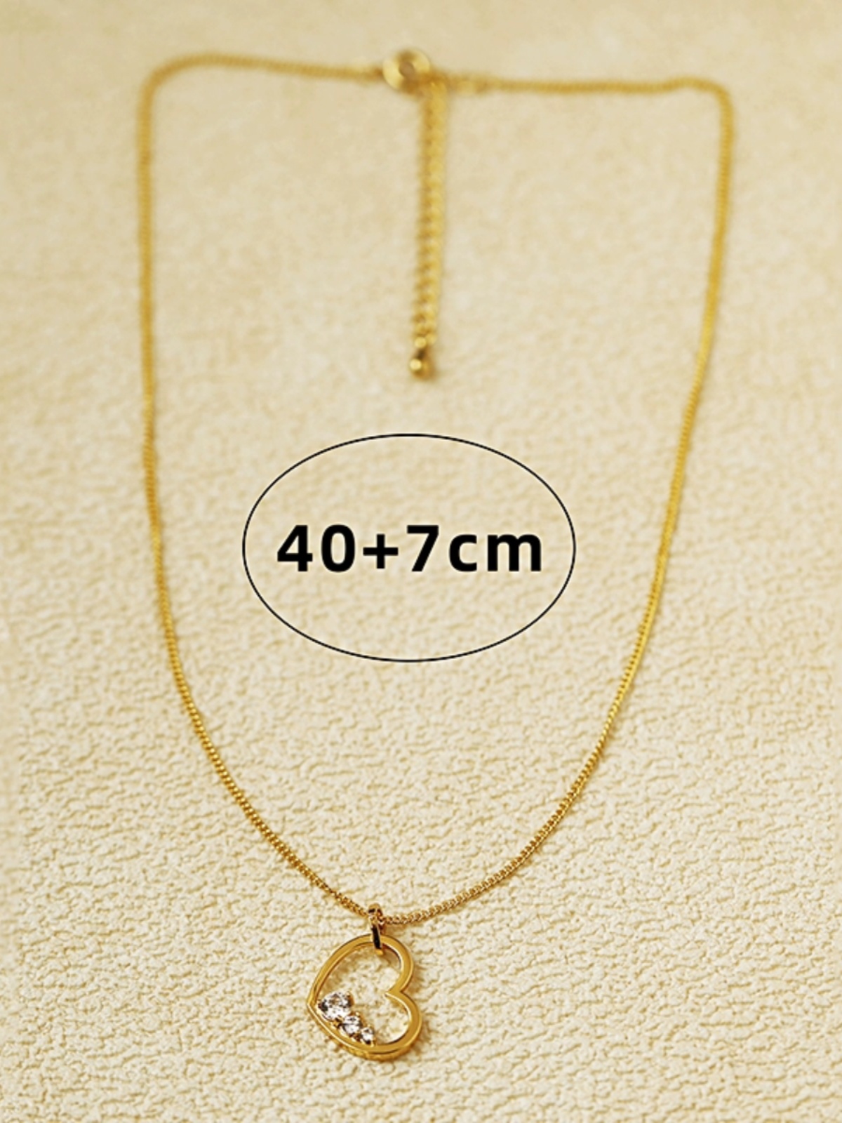 Light Luxury Minimalist Heart-Shaped Necklace - Copper-Plated Real Gold Clavicle Chain for Women - Valentine's Day & Birthday Gift Light Luxury Minimalist Heart-Shaped Necklace - Copper-Plated Real Gold Clavicle Chain for Women - Valentine's Day & Birthday Gift