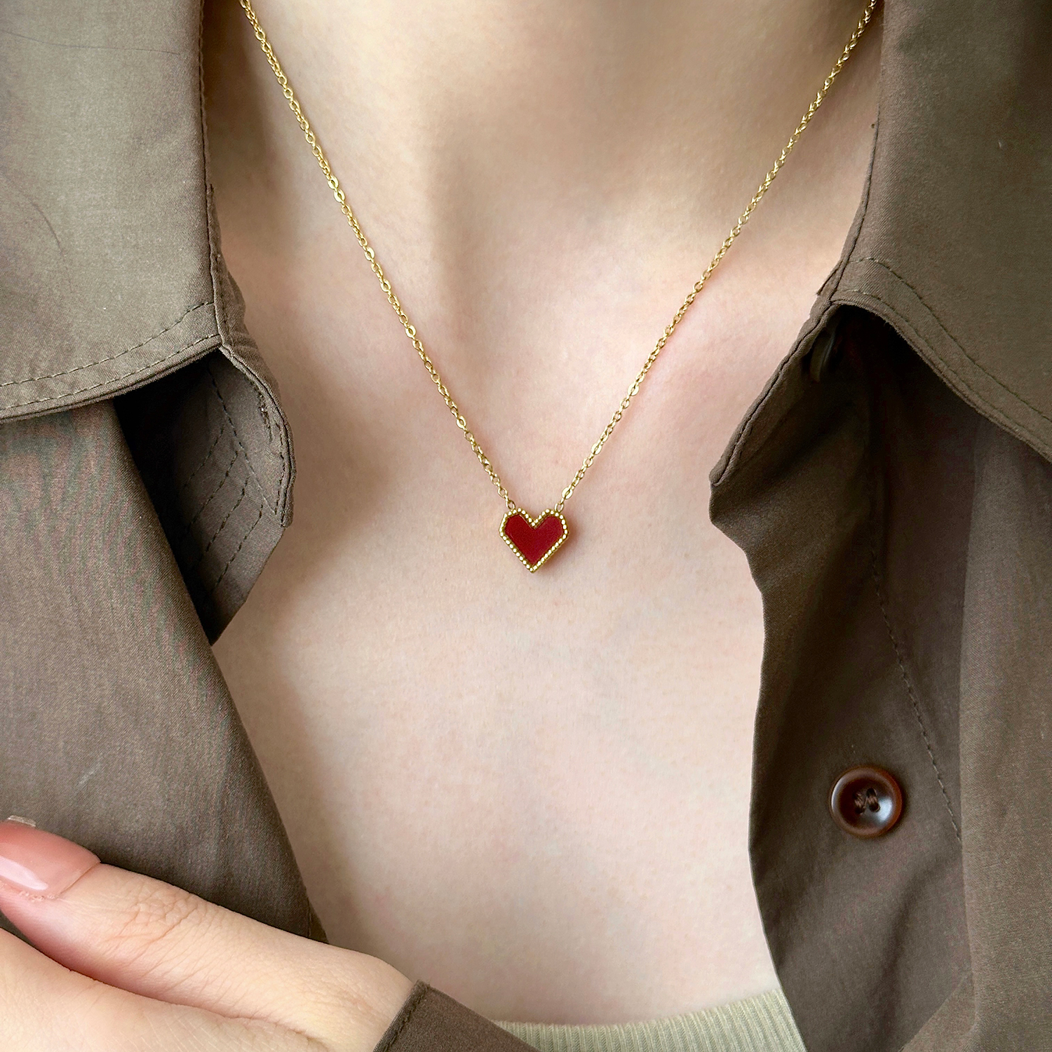 Light Luxury Red Heart Necklace and Earrings Set for Women - Elegant Collarbone Chain Jewelry Trend
