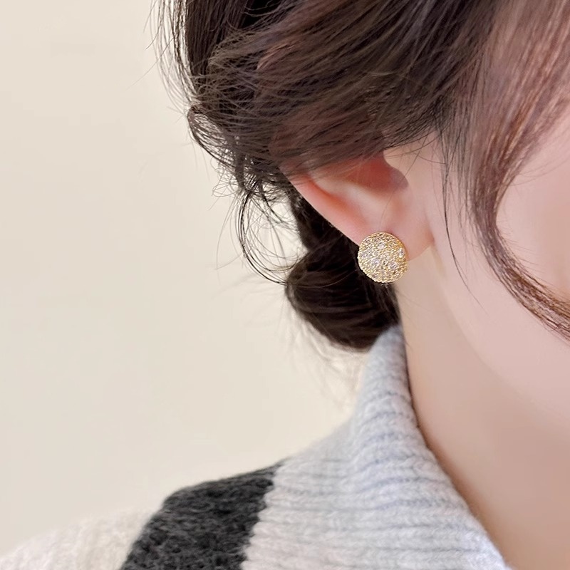 Light Luxury Round Ball Earrings for Women, Unique Temperament Ear Studs, Chic Fashion Accessories Light Luxury Round Ball Earrings for Women, Unique Temperament Ear Studs, Chic Fashion Accessories