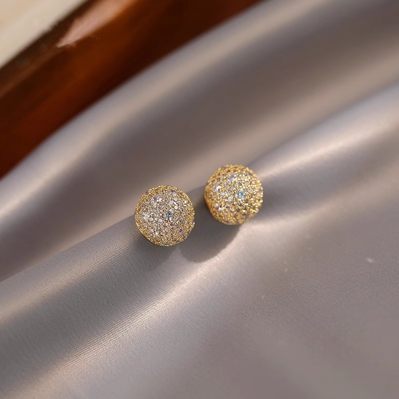Light Luxury Round Ball Earrings for Women, Unique Temperament Ear Studs, Chic Fashion Accessories Light Luxury Round Ball Earrings for Women, Unique Temperament Ear Studs, Chic Fashion Accessories