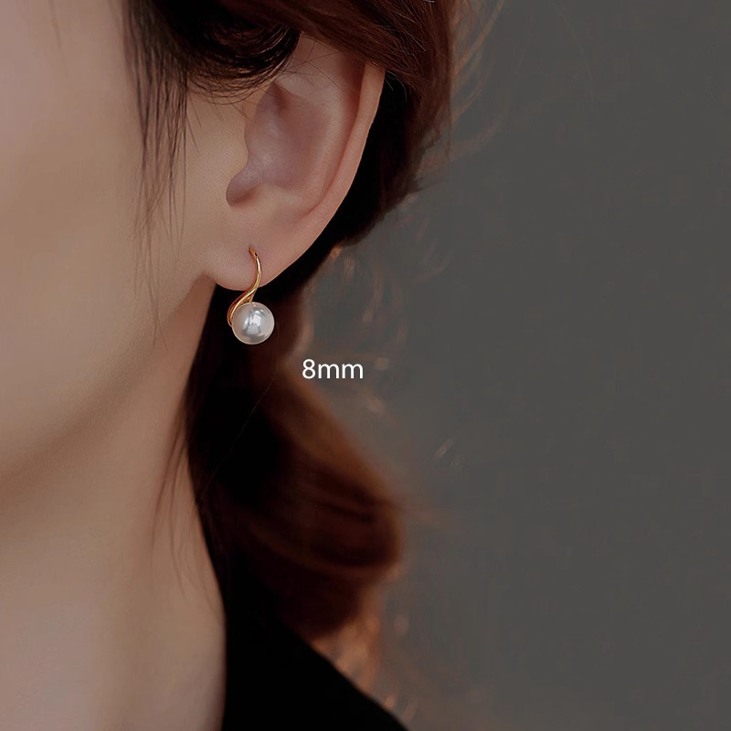 Light Luxury S925 Pure Silver Earrings - Niche French Style Accessories for 2025 Light Luxury S925 Pure Silver Earrings - Niche French Style Accessories for 2025