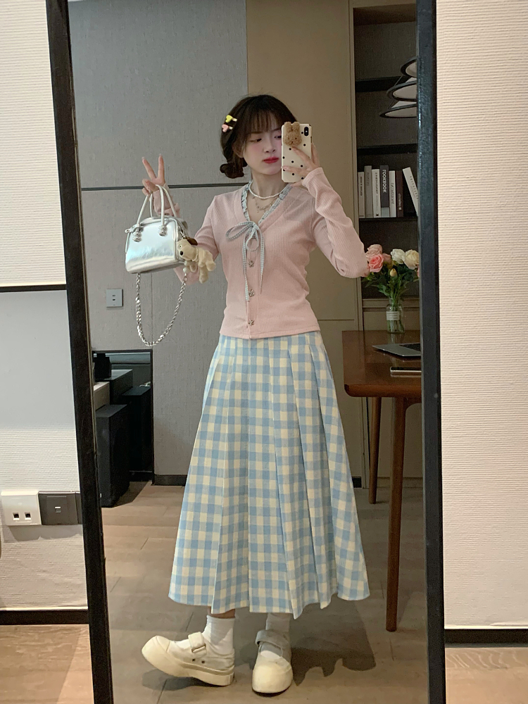 Light Pink Knitted Top for Women - Cute Slim Fit Long Sleeve T-Shirt, Perfect for Early Spring, Y2K Style Jacket Light Pink Knitted Top for Women - Cute Slim Fit Long Sleeve T-Shirt, Perfect for Early Spring, Y2K Style Jacket