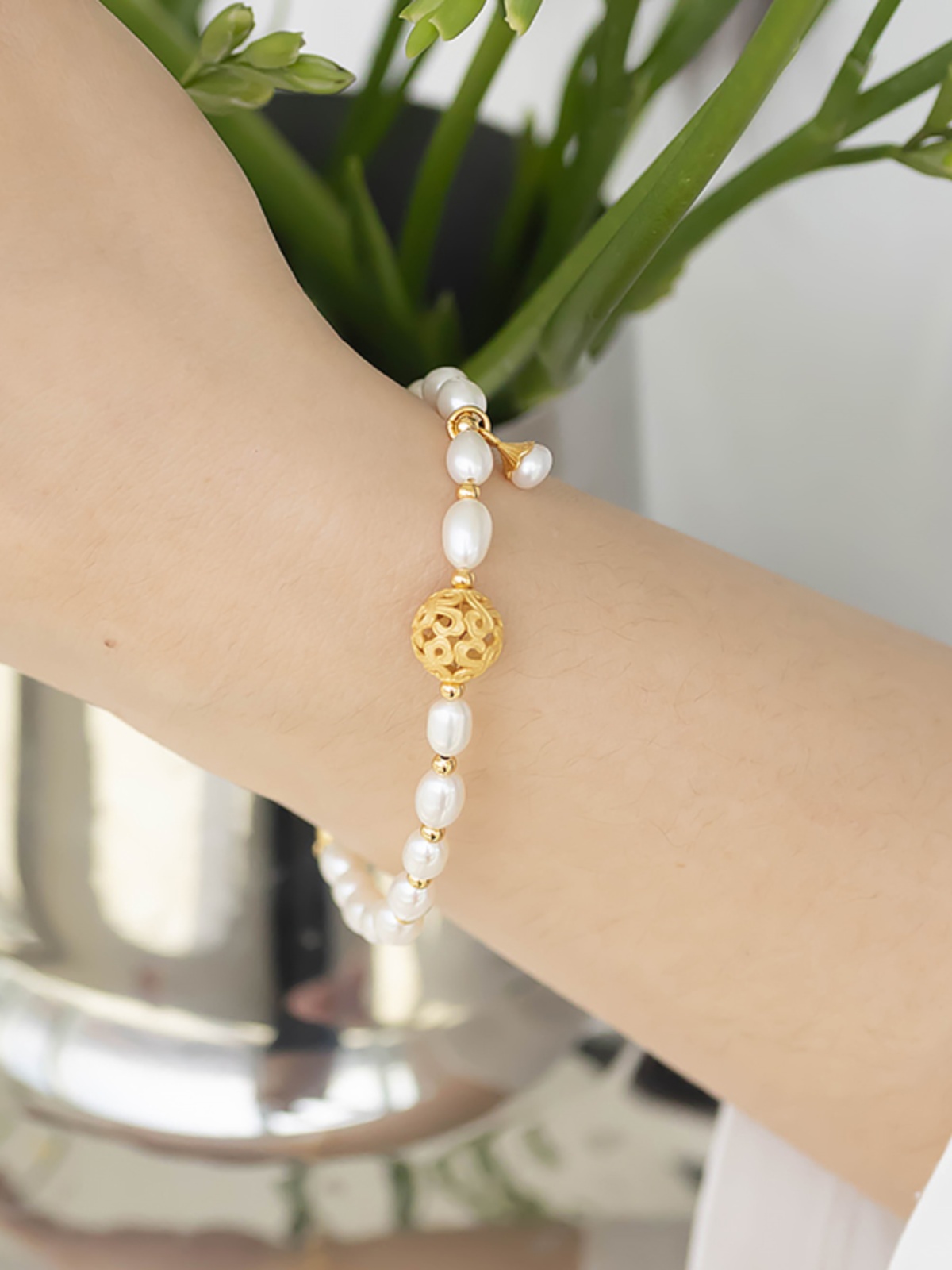 Lightweight 925 Silver Pearl Bracelet for Women, Natural Niche Style, Elegant Gift for Mother's Day Lightweight 925 Silver Pearl Bracelet for Women, Natural Niche Style, Elegant Gift for Mother's Day