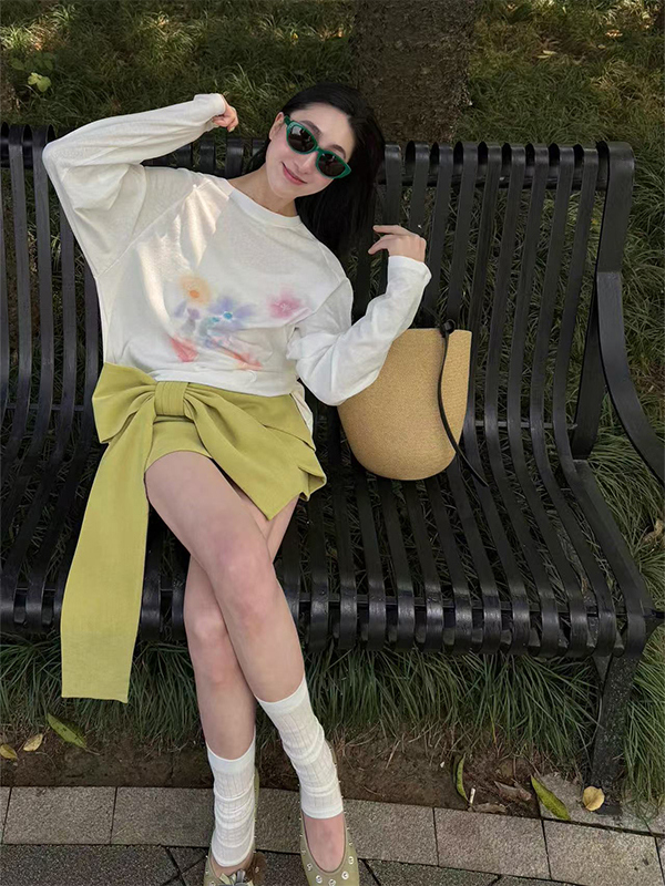 Lightweight Long Sleeve T-Shirt for Women, Hazy Floral Print, Summer Vibes, Sun Protection, Trendy Korean Style Top Lightweight Long Sleeve T-Shirt for Women, Hazy Floral Print, Summer Vibes, Sun Protection, Trendy Korean Style Top