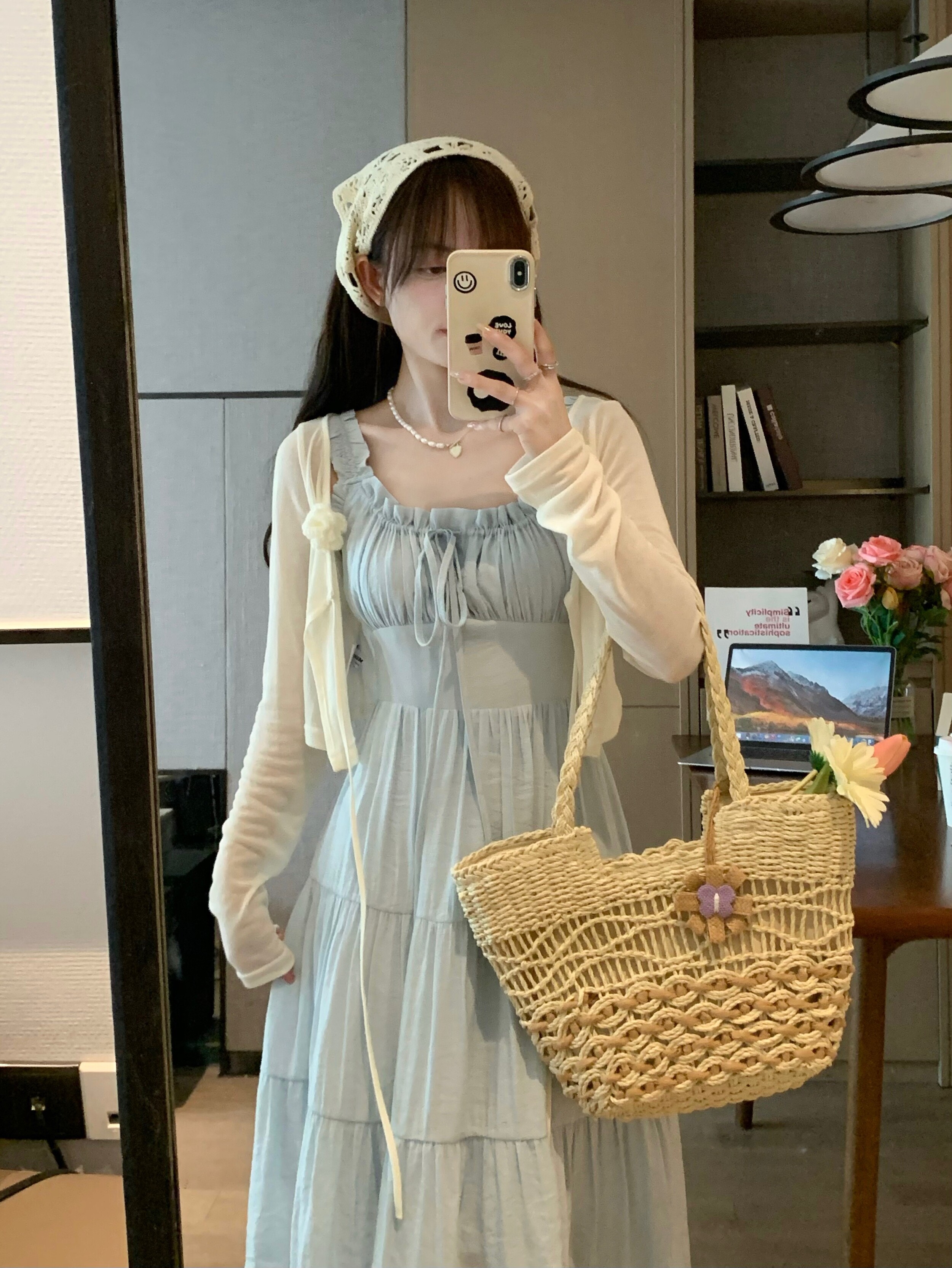 Lightweight Sun Protection Cardigan for Women - Versatile Knitted Outerwear for Early Spring Vacation & Air Conditioning Style Lightweight Sun Protection Cardigan for Women - Versatile Knitted Outerwear for Early Spring Vacation & Air Conditioning Style