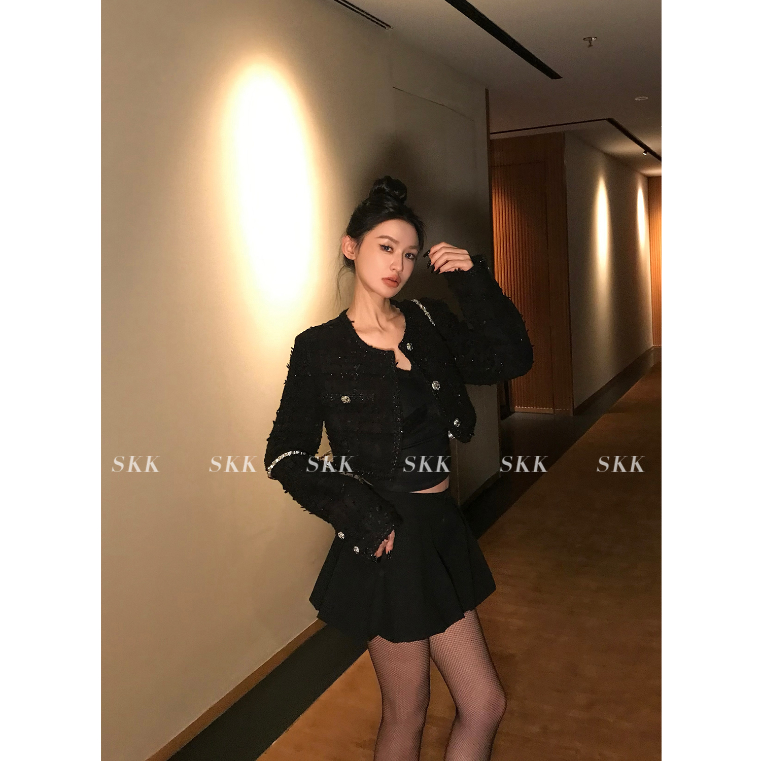 Limited Edition Black Coarse Tweed Short Chanel-Style Jacket for Women - Spring 2025 Fashion, Chic Layering Piece, Timeless Style