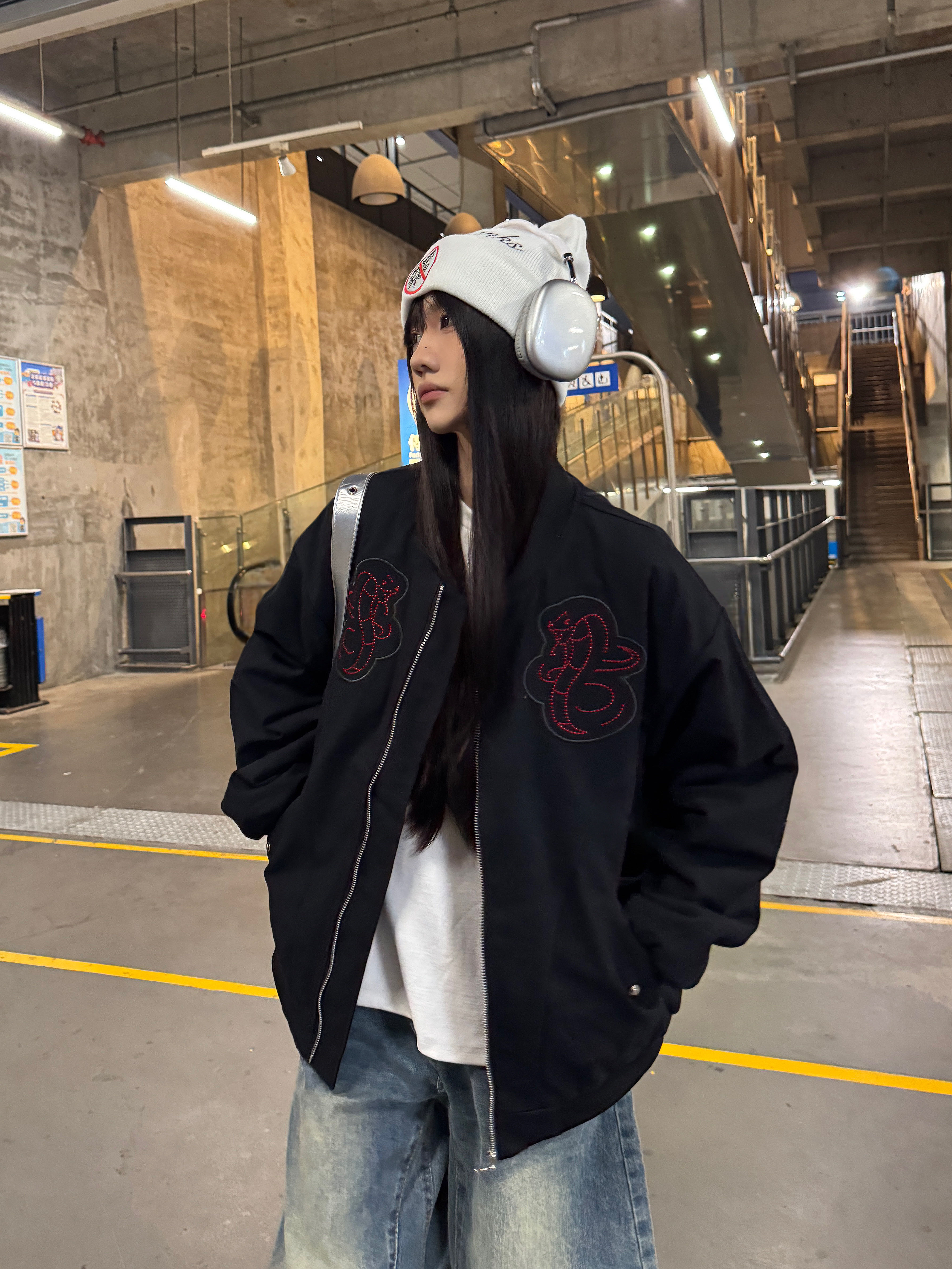 Limited Edition Embroidered Snake Flight Jacket - Vintage American Style, Spring 2025 Trend, Loose Fit Coat Limited Edition Embroidered Snake Flight Jacket - Vintage American Style, Spring 2025 Trend, Loose Fit Coat