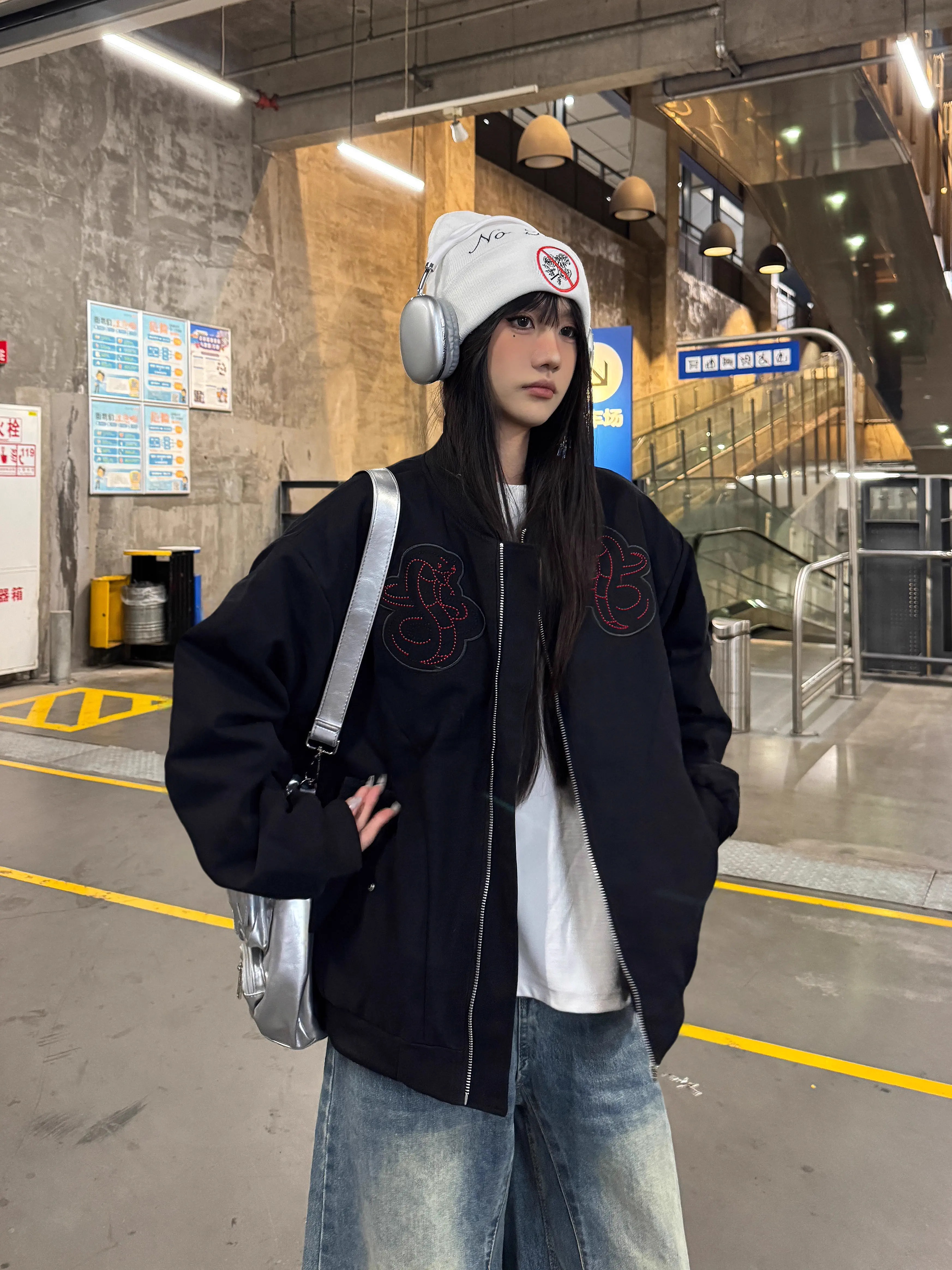 Limited Edition Embroidered Snake Flight Jacket - Vintage American Style, Spring 2025 Trend, Loose Fit Coat