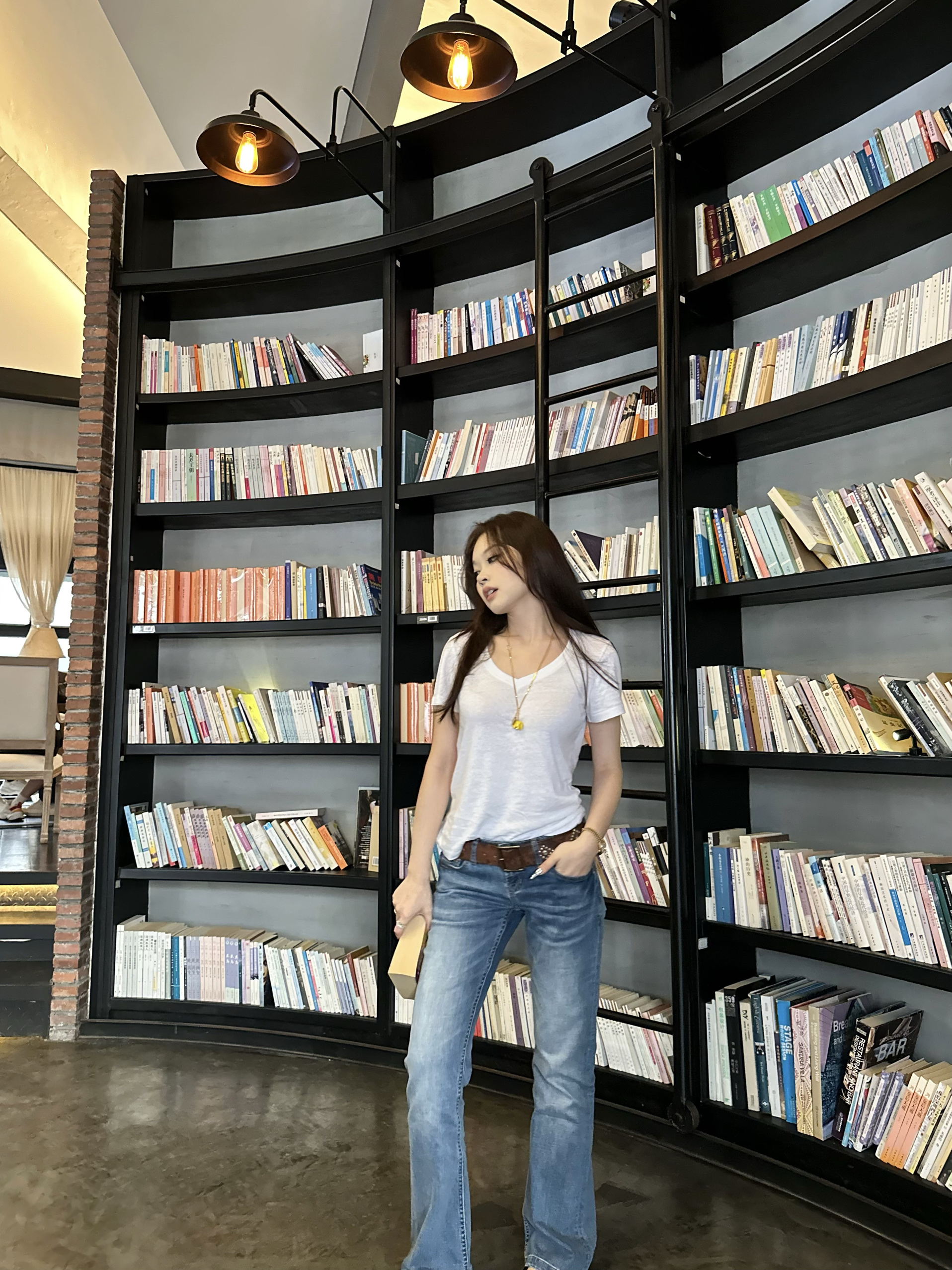 Linen Blend Snowflake Tee - Perfect Fit for Hot Summer Days, Trendy Summer Fashion, Lightweight and Breathable Linen Blend Snowflake Tee - Perfect Fit for Hot Summer Days, Trendy Summer Fashion, Lightweight and Breathable