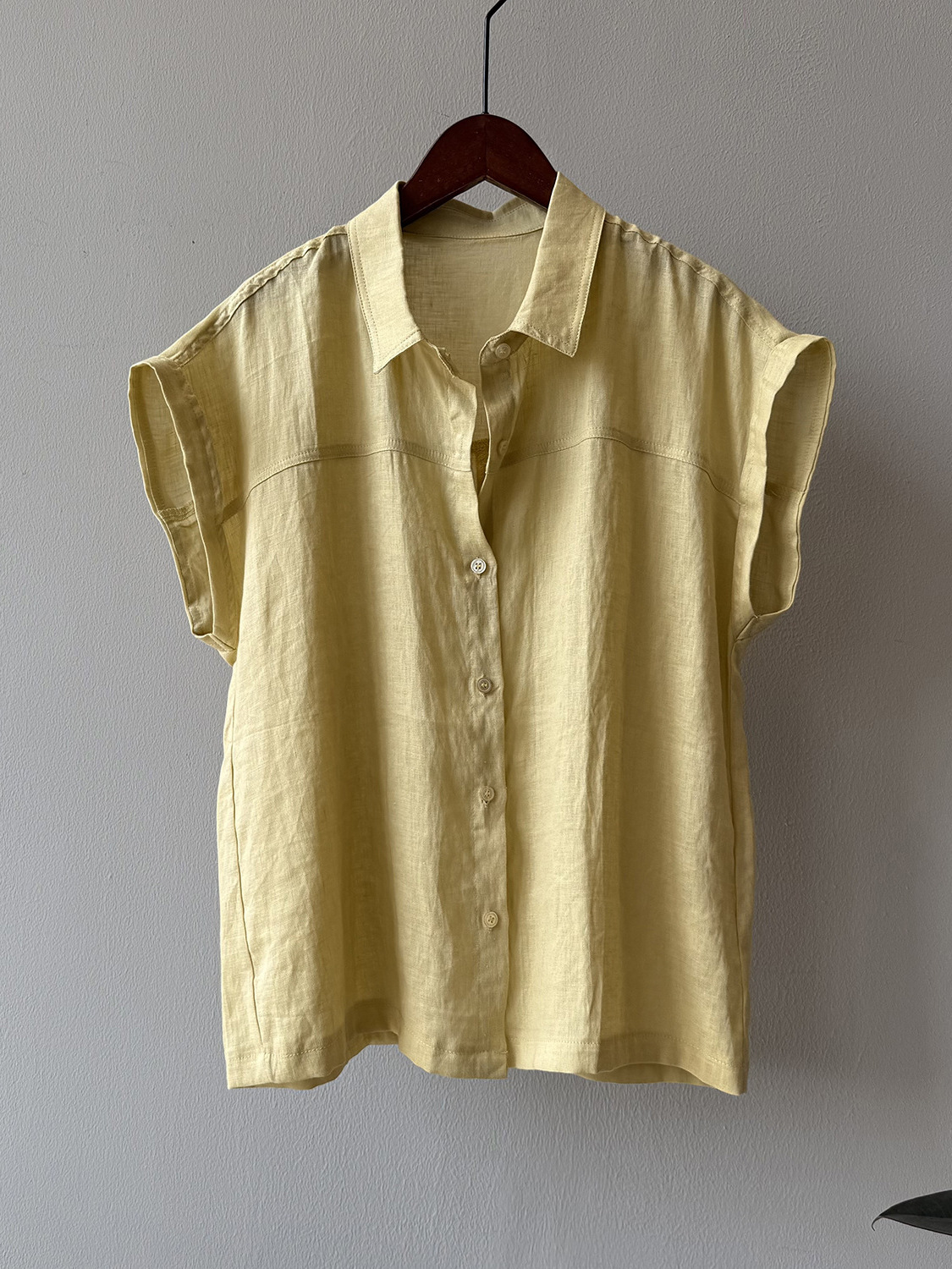 Linen Flutter Sleeve Shirt for Women - Loose & Slimming Short Sleeve Top, 2025 Summer Style, Chic High-End Fashion Linen Flutter Sleeve Shirt for Women - Loose & Slimming Short Sleeve Top, 2025 Summer Style, Chic High-End Fashion