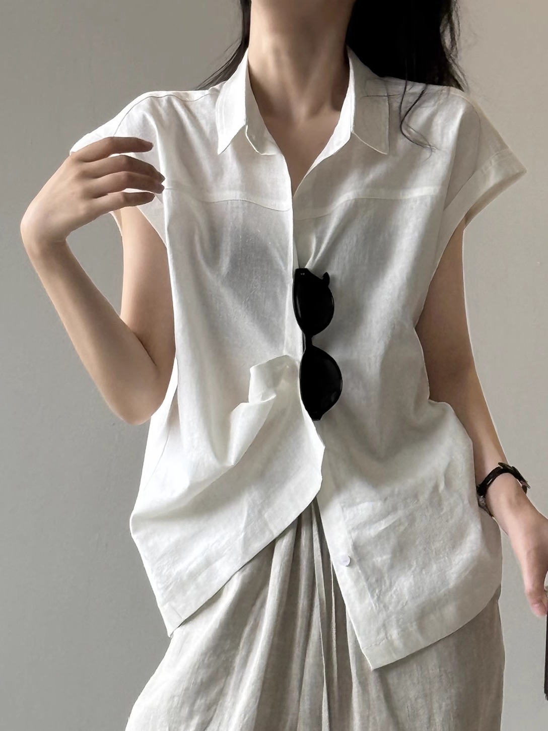 Linen Flutter Sleeve Shirt for Women - Loose & Slimming Short Sleeve Top, 2025 Summer Style, Chic High-End Fashion Linen Flutter Sleeve Shirt for Women - Loose & Slimming Short Sleeve Top, 2025 Summer Style, Chic High-End Fashion