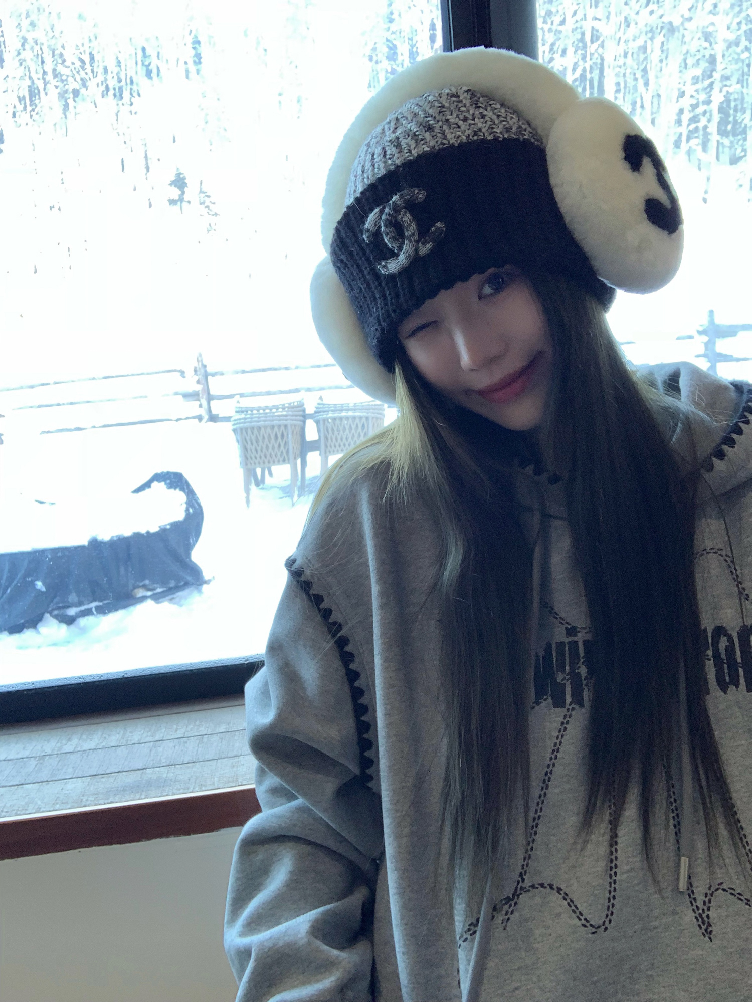 Loose Color-Blocking Crochet Edge Hoodie - Exclusive Original Design for Women, Trendy Casual Wear, Perfect for Dawn to Dusk Style Loose Color-Blocking Crochet Edge Hoodie - Exclusive Original Design for Women, Trendy Casual Wear, Perfect for Dawn to Dusk Style