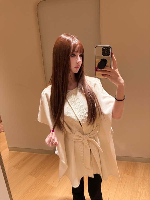 Loose Knitted Shawl Coat for Women - Spring Summer Cape, Niche Style, Lightweight Fashion Outerwear