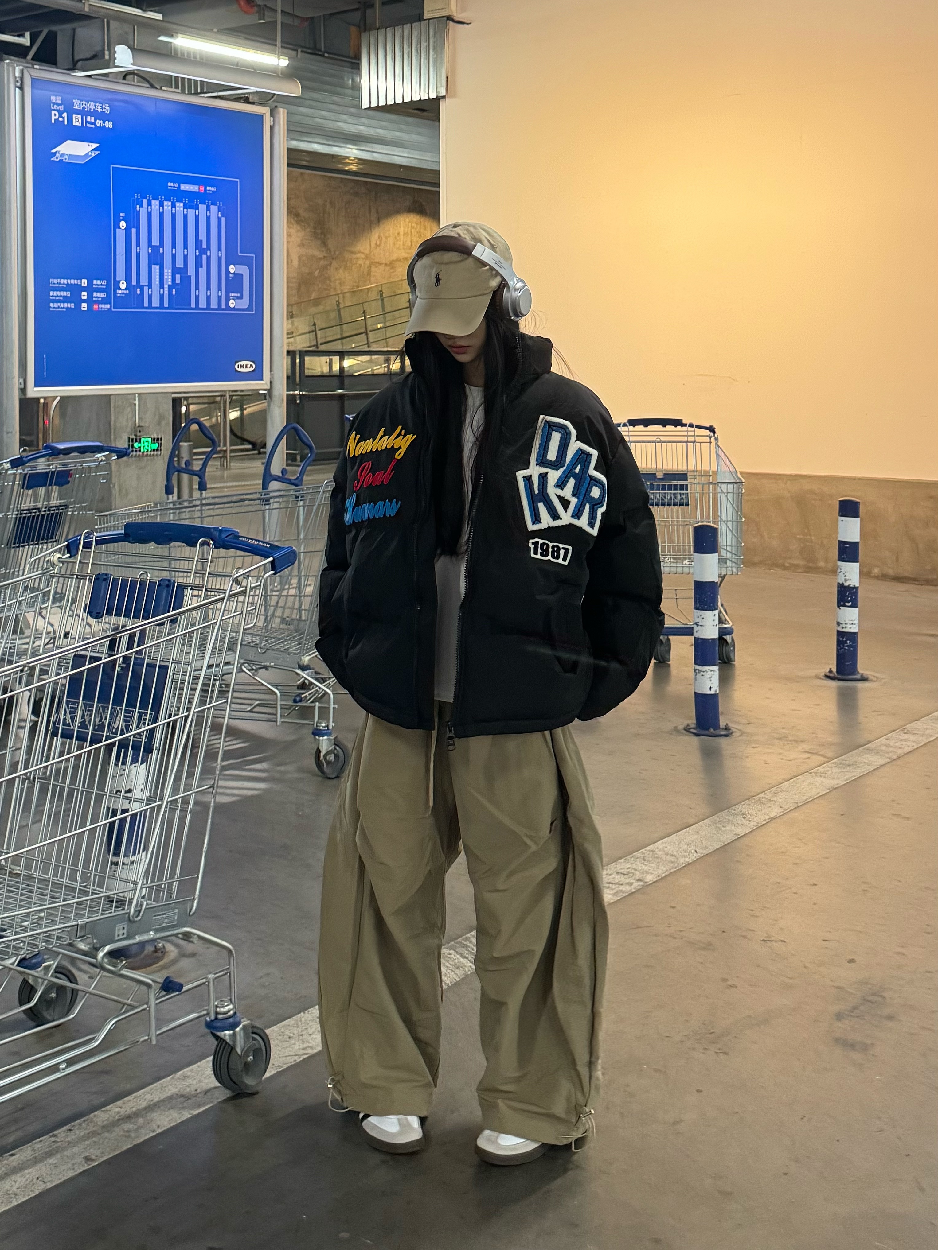 Loose Unisex Winter Puffer Jacket with Letter Embroidery - Thick Fleece Coat for Couples in National Trend Style Loose Unisex Winter Puffer Jacket with Letter Embroidery - Thick Fleece Coat for Couples in National Trend Style