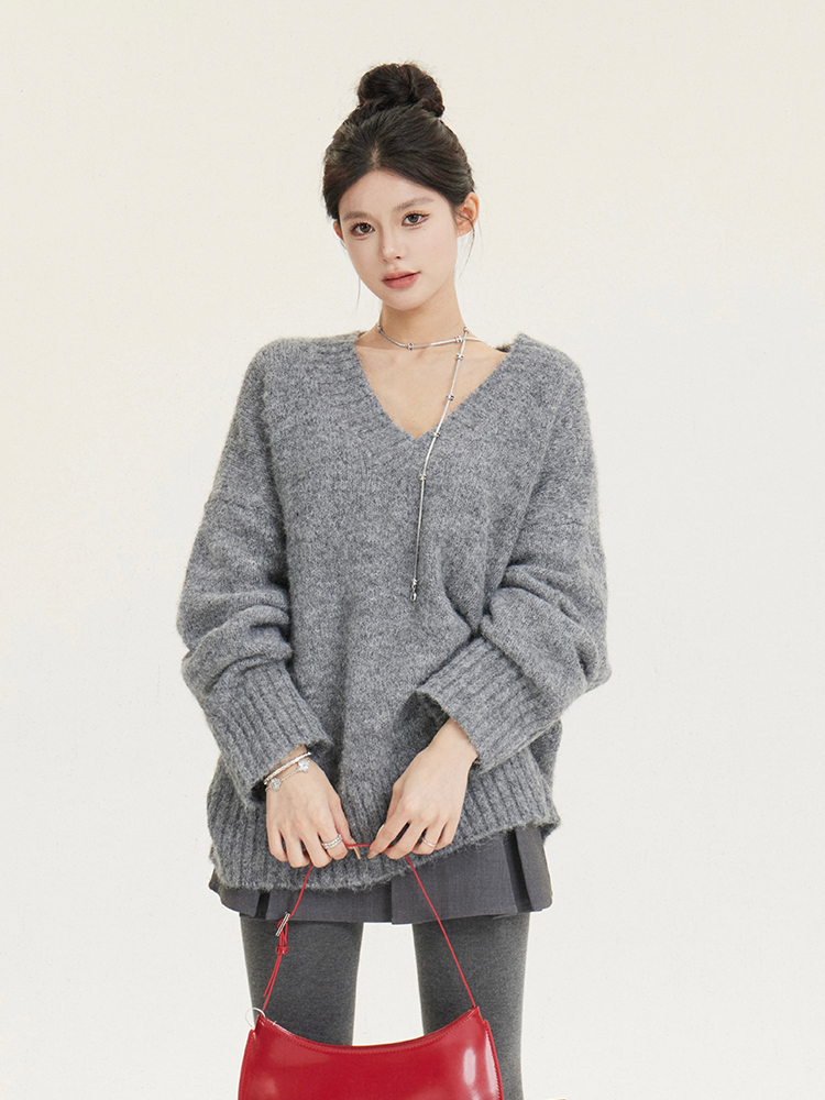 Loose V-Neck Pullover Sweater for Women, Flattering Knit Top, Mid-Length Autumn Winter Fashion Loose V-Neck Pullover Sweater for Women, Flattering Knit Top, Mid-Length Autumn Winter Fashion