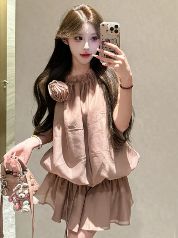 Lotus Root Pink Sleeveless Halter Dress with Waist Tie - Summer Floral Waist-Cinching Slimming Short Skirt for Unique Style Lotus Root Pink Sleeveless Halter Dress with Waist Tie - Summer Floral Waist-Cinching Slimming Short Skirt for Unique Style