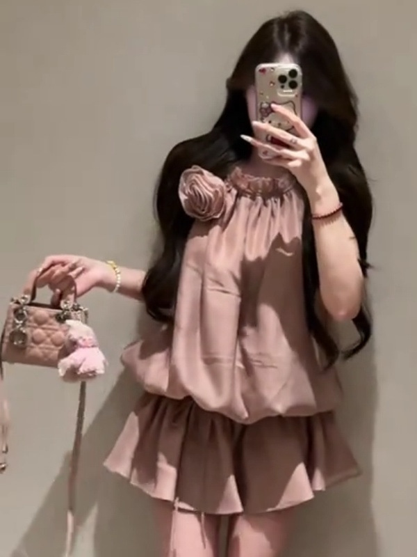 Lotus Root Pink Sleeveless Halter Dress with Waist Tie - Summer Floral Waist-Cinching Slimming Short Skirt for Unique Style Lotus Root Pink Sleeveless Halter Dress with Waist Tie - Summer Floral Waist-Cinching Slimming Short Skirt for Unique Style