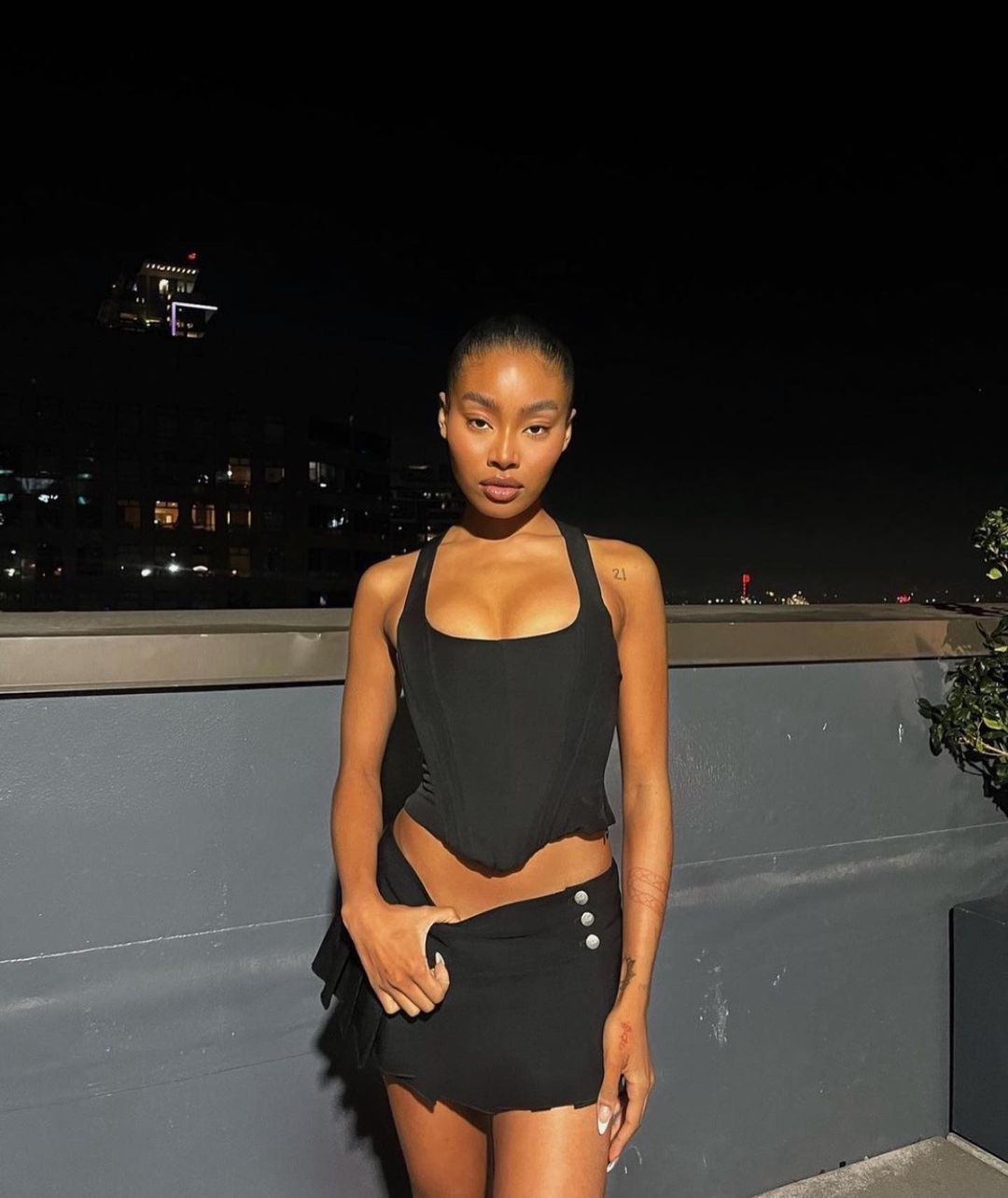 Low-Waist Pleated Mini Skirt in Black and White with Connected Shorts - Sexy Double-Layer Skirt for Women, Y2K Style Low-Waist Pleated Mini Skirt in Black and White with Connected Shorts - Sexy Double-Layer Skirt for Women, Y2K Style