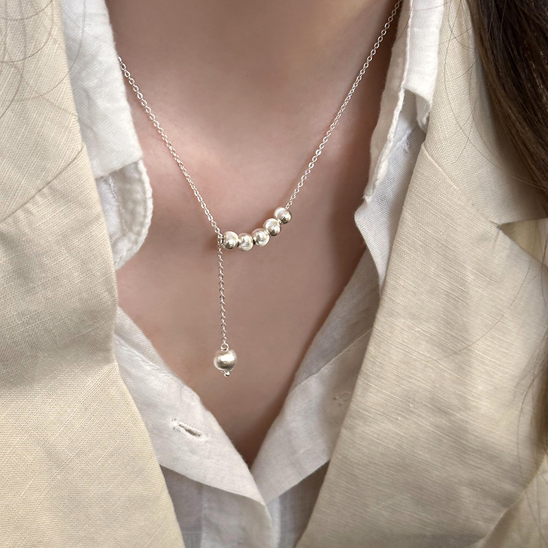 Luminous Metal Cat Eye Round Ball Necklace for Women - Clavicle Chain, Light Luxury Niche Design Neck Accessory, Trendy 2025 Style