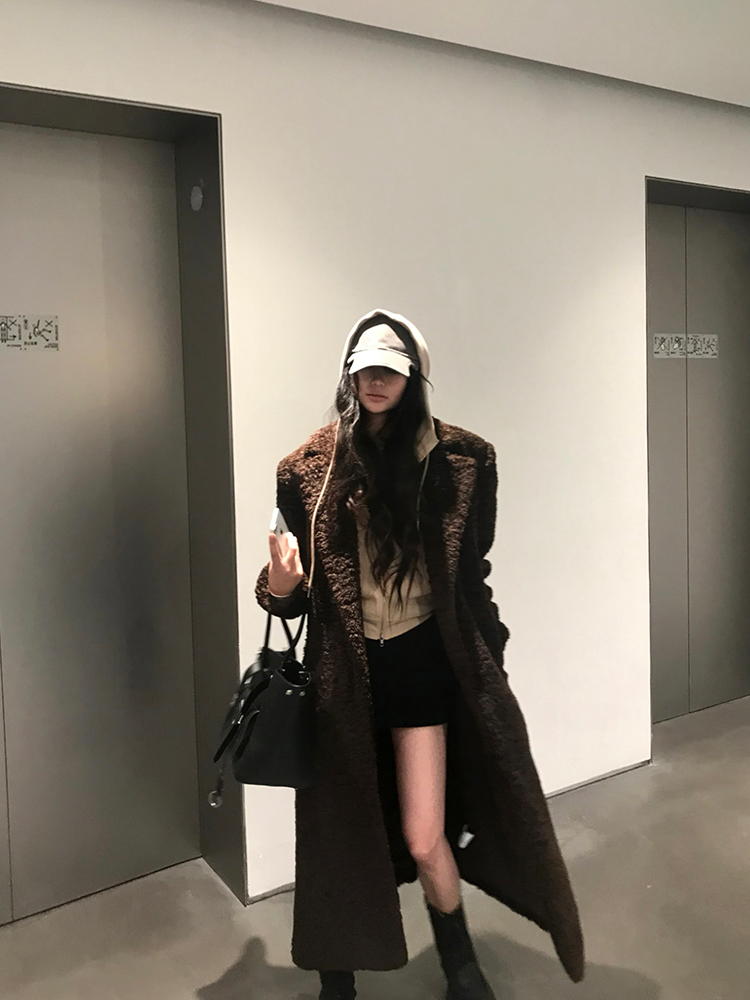 Luxury Eco-Friendly Faux Fur Long Wool Coat for Women - Stylish Outerwear for Spring & Winter, Chic Upper East Side Fashion Luxury Eco-Friendly Faux Fur Long Wool Coat for Women - Stylish Outerwear for Spring & Winter, Chic Upper East Side Fashion