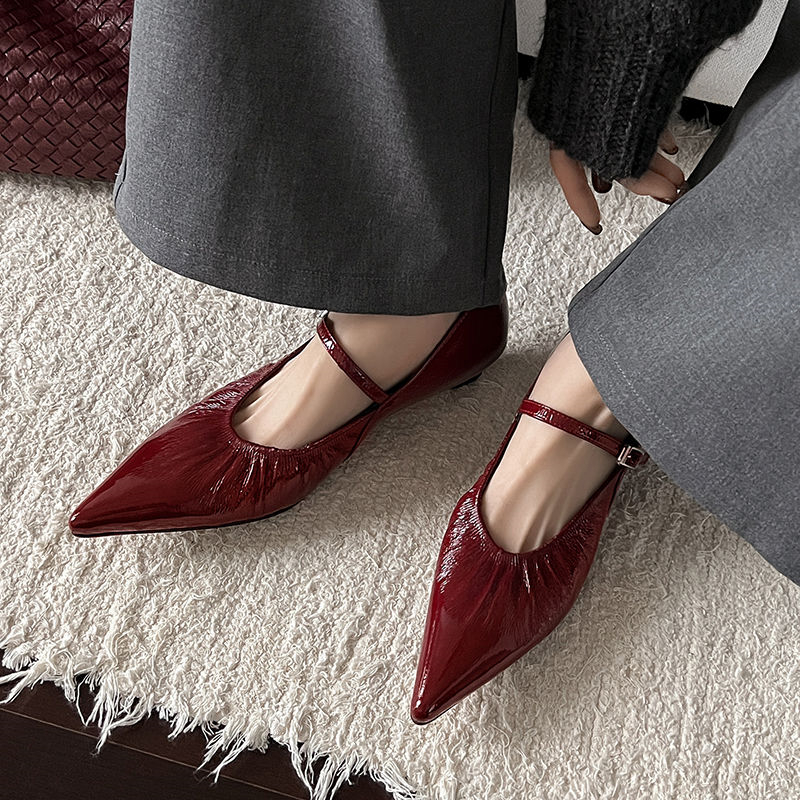 Luxury Lambskin Leather Pointed Toe Low-Heeled Mary Jane Flats for Women - High-End Fashion Footwear Luxury Lambskin Leather Pointed Toe Low-Heeled Mary Jane Flats for Women - High-End Fashion Footwear
