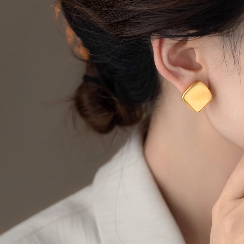Matte Brushed Ear Studs for Women - High-End Light Luxury Earrings, Chic Accessories for Elegant Style Matte Brushed Ear Studs for Women - High-End Light Luxury Earrings, Chic Accessories for Elegant Style