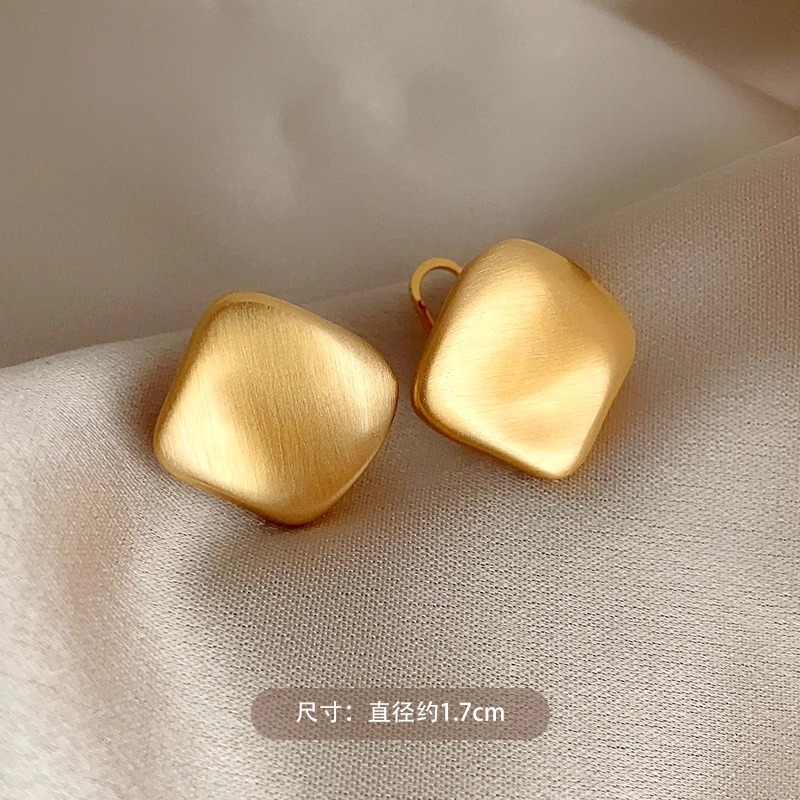 Matte Brushed Ear Studs for Women - High-End Light Luxury Earrings, Chic Accessories for Elegant Style