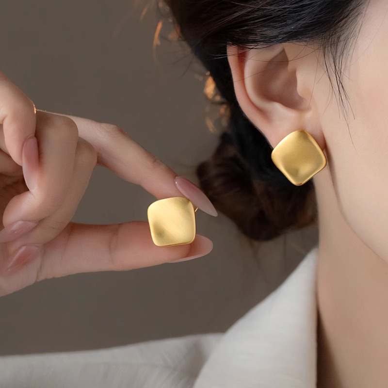 Matte Brushed Ear Studs for Women - High-End Light Luxury Earrings, Chic Accessories for Elegant Style Matte Brushed Ear Studs for Women - High-End Light Luxury Earrings, Chic Accessories for Elegant Style