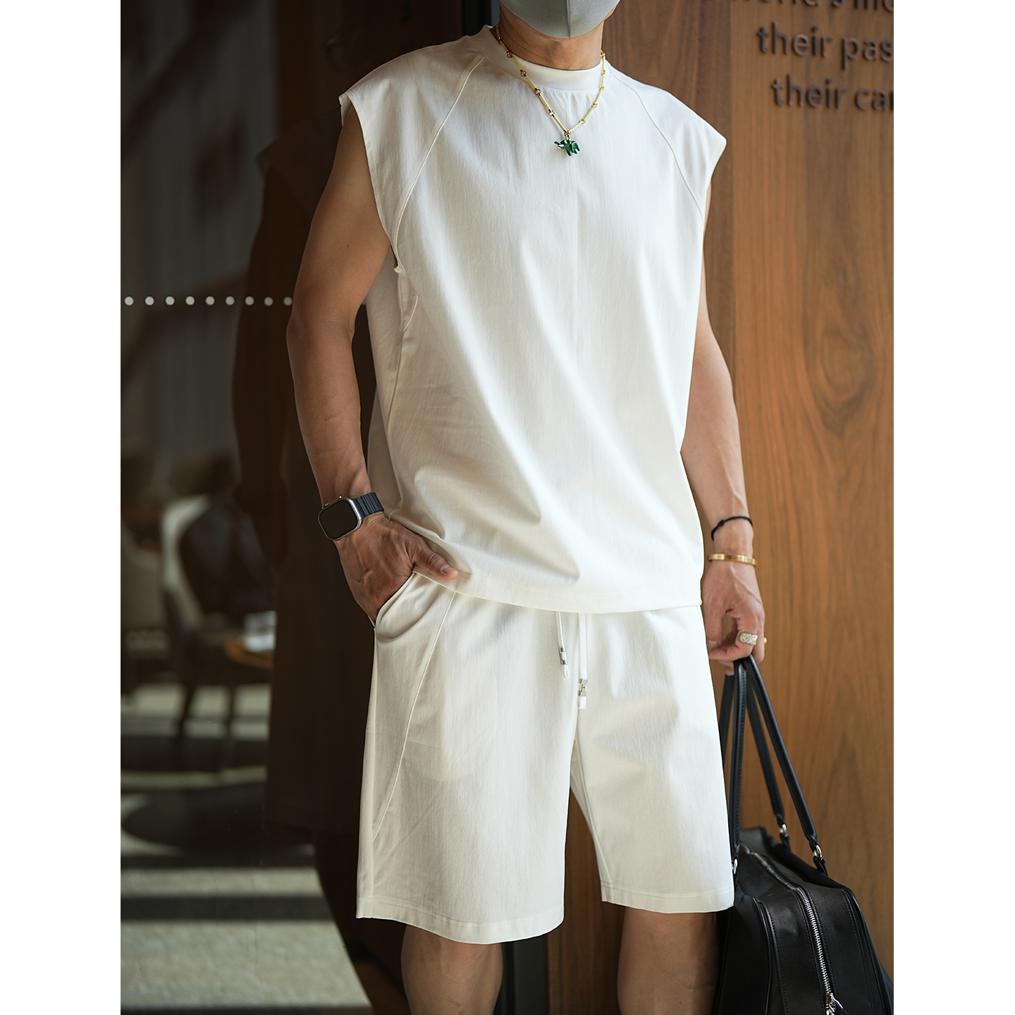 Men's American High Street Split Design Sleeveless T-Shirt and Shorts Set - Trendy Summer Casual Two-Piece Outfit Men's American High Street Split Design Sleeveless T-Shirt and Shorts Set - Trendy Summer Casual Two-Piece Outfit