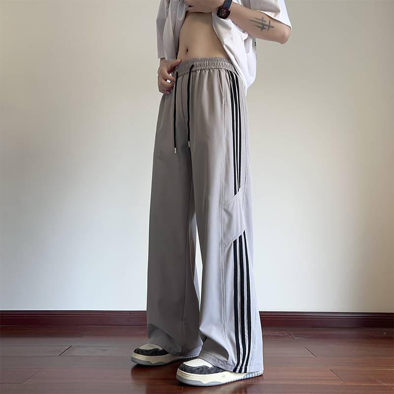 Men's American-Style Striped Wide-Leg Work Pants for Spring & Summer, Trendy High Street Casual Dance Wear, Sporty Straight-Leg Design Men's American-Style Striped Wide-Leg Work Pants for Spring & Summer, Trendy High Street Casual Dance Wear, Sporty Straight-Leg Design