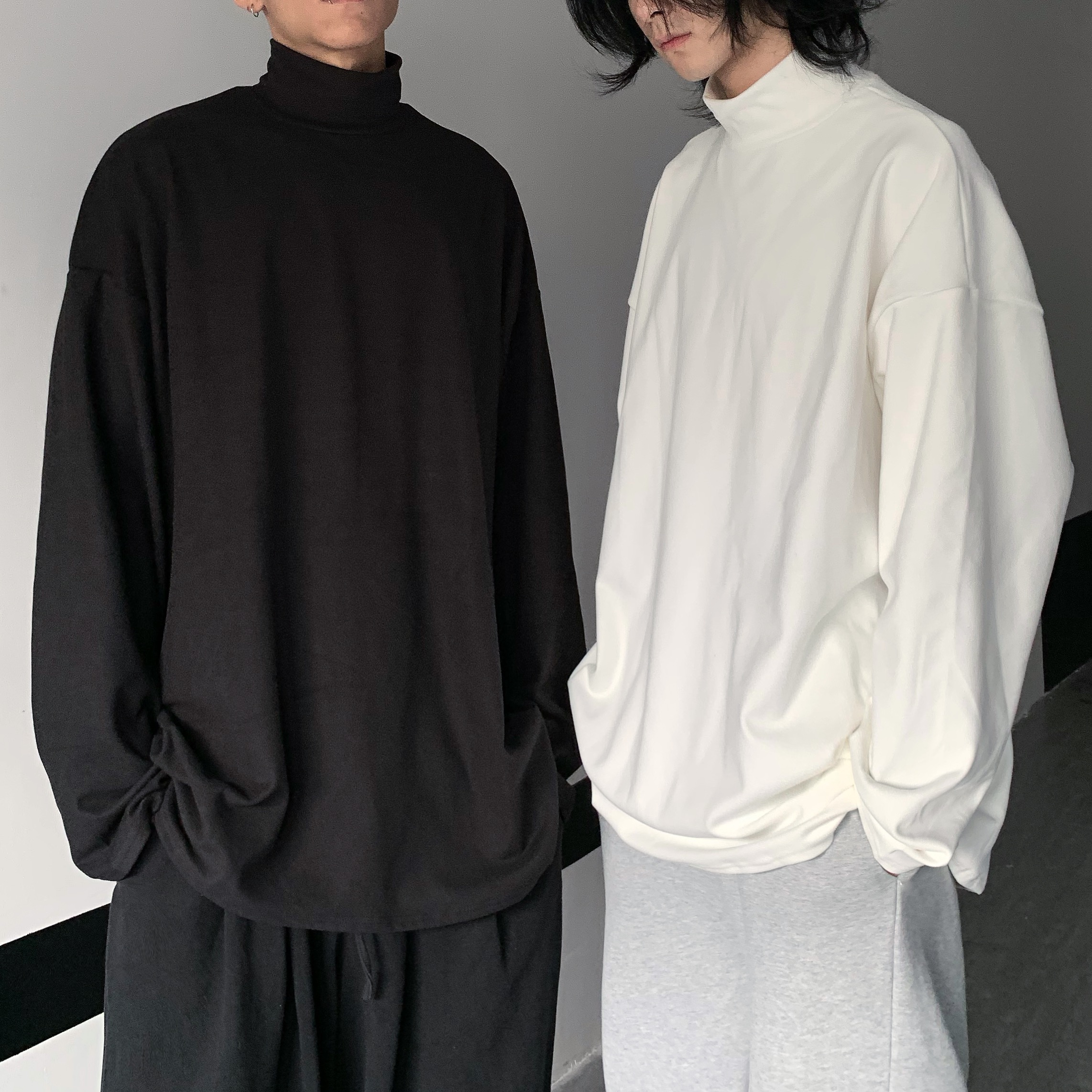 Men's Black High-Neck Long Sleeve Oversized Sweatshirt - Trendy Casual Spring Autumn Essential Top Men's Black High-Neck Long Sleeve Oversized Sweatshirt - Trendy Casual Spring Autumn Essential Top