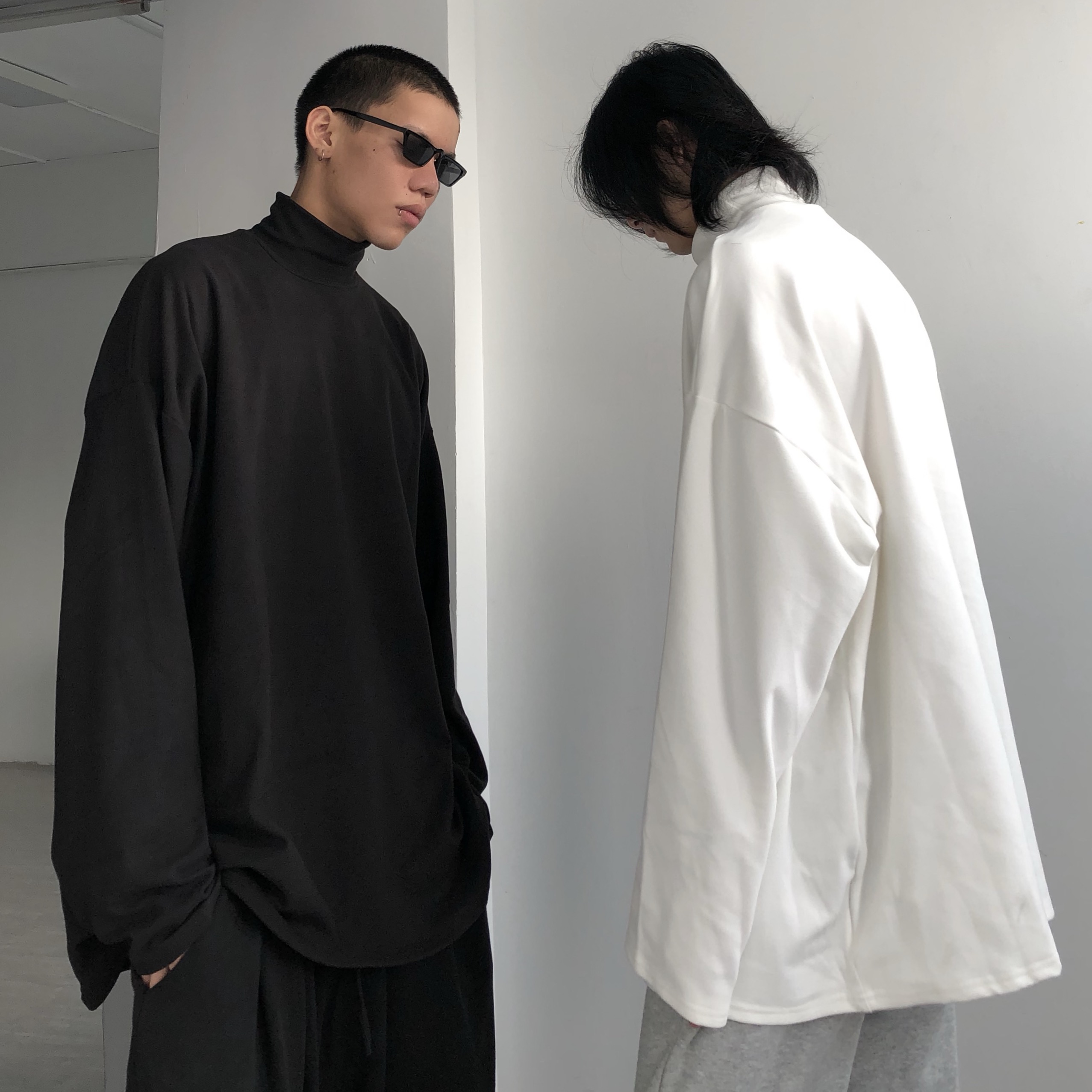 Men's Black High-Neck Long Sleeve Oversized Sweatshirt - Trendy Casual Spring Autumn Essential Top