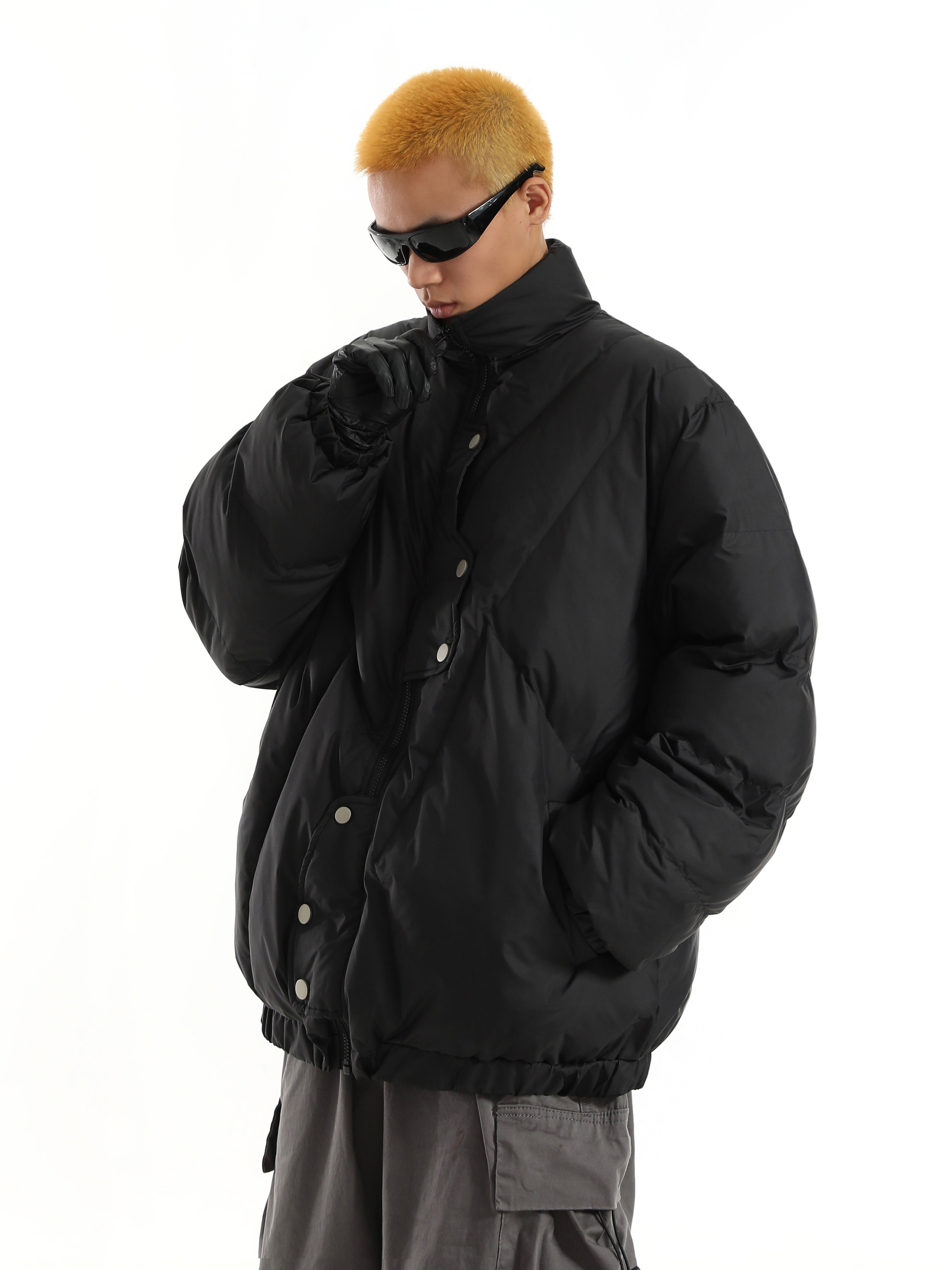 Men's Black Vintage-Inspired Loose Cotton Jacket - Versatile Retro Commuter Coat for Trendy Winter Style Men's Black Vintage-Inspired Loose Cotton Jacket - Versatile Retro Commuter Coat for Trendy Winter Style