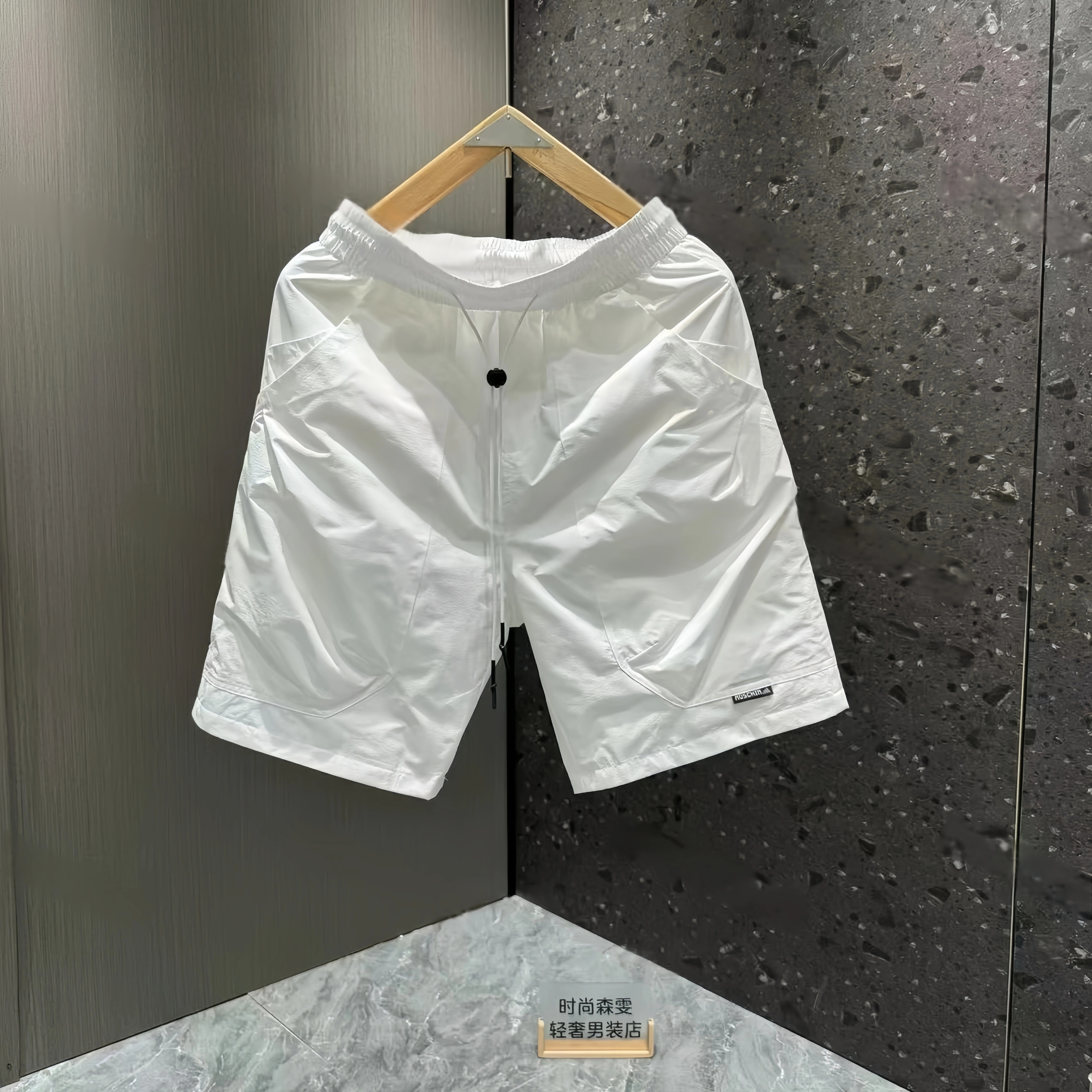 Men's Casual Loose-Fit Beach Shorts - Lightweight Summer Straight Leg Swim Trunks for Relaxed Outdoor Style