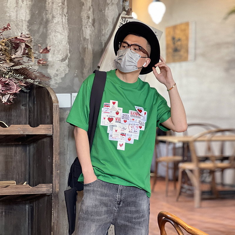 Men's Japanese Style Pure Cotton Round Neck Short Sleeve T-Shirt with Heart Patch - Trendy Loose Fit for Spring/Summer Fashion