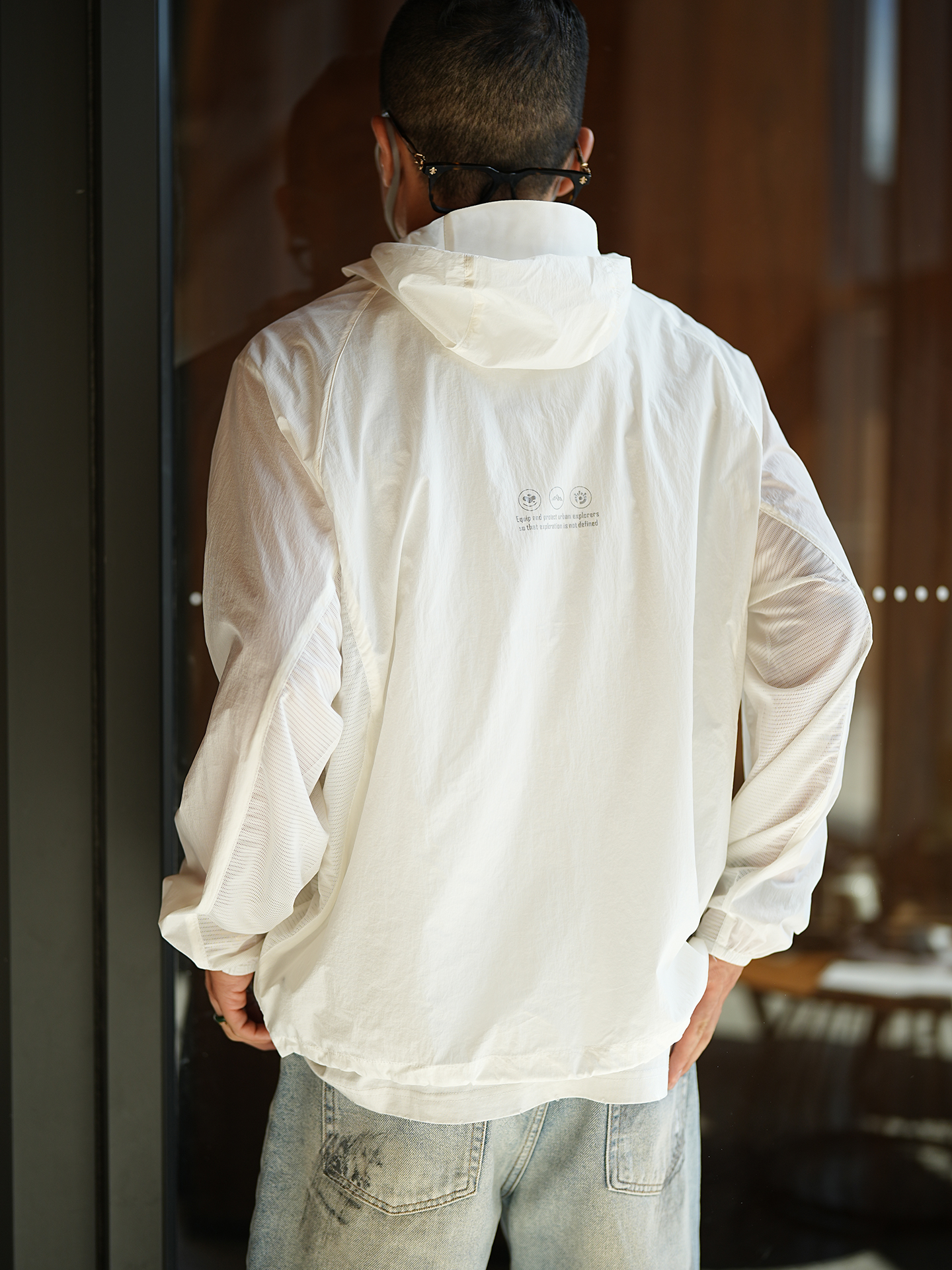 Men's Korean-Style Minimalist Color-Blocked Hooded Sun Protection Jacket - Lightweight Quick-Drying Summer Trendy Couple Outerwear Men's Korean-Style Minimalist Color-Blocked Hooded Sun Protection Jacket - Lightweight Quick-Drying Summer Trendy Couple Outerwear