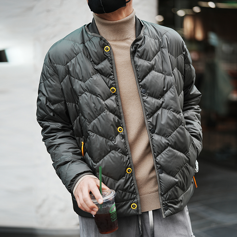 Men's Lightweight Minimalist Baseball Collar Down Jacket - Trendy Diamond Check Design for Autumn and Winter Fashion Men's Lightweight Minimalist Baseball Collar Down Jacket - Trendy Diamond Check Design for Autumn and Winter Fashion