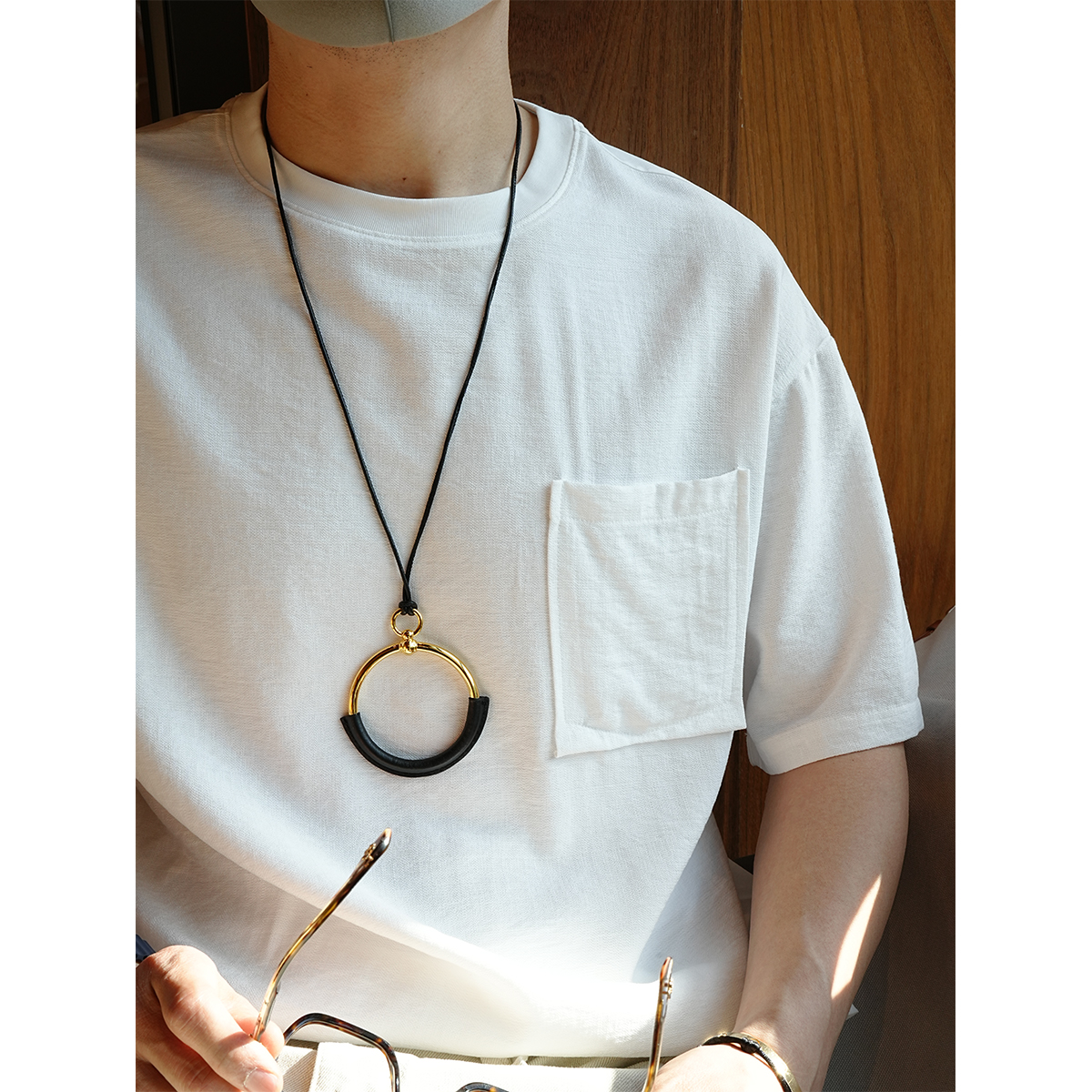 Men's Minimalist Pocket Short Sleeve T-Shirt - Solid Color Round Neck Top for Summer, Trendy Versatile Harbor Style