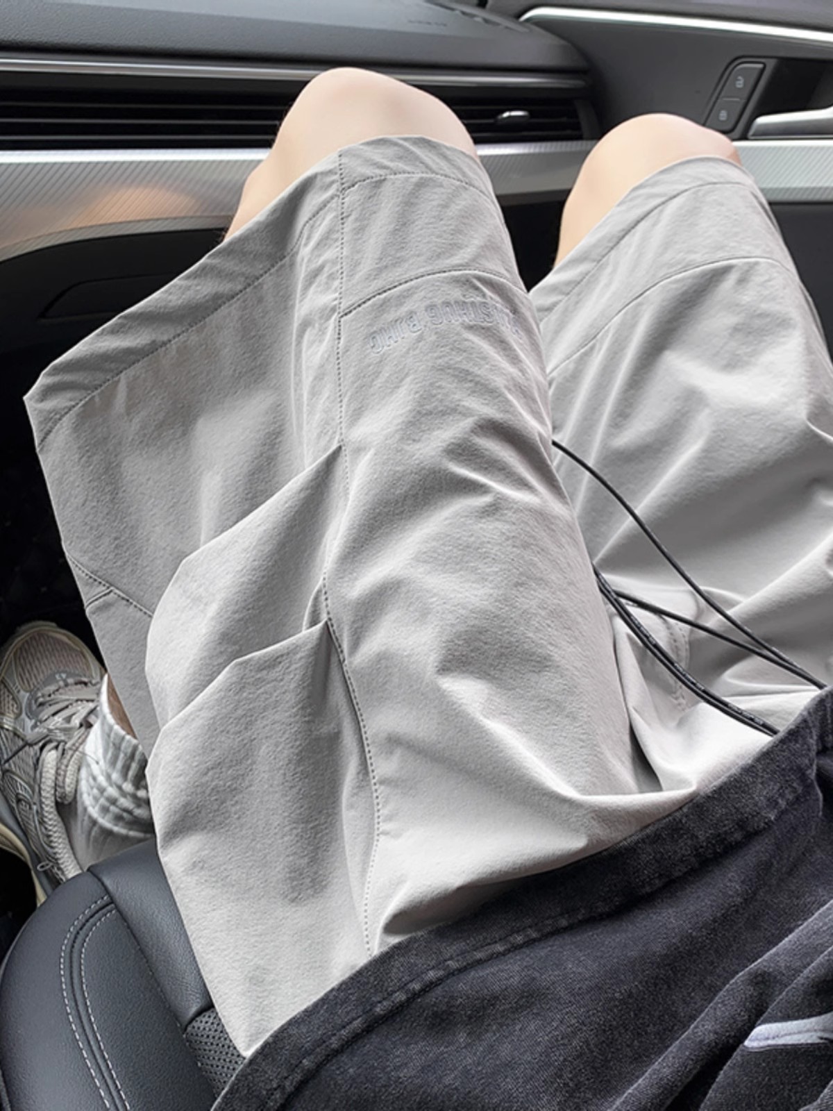 Men's Quick-Dry Cargo Shorts - American Style Loose Gray Summer Beach Shorts, Casual Tactical Five-Point Sports Shorts Men's Quick-Dry Cargo Shorts - American Style Loose Gray Summer Beach Shorts, Casual Tactical Five-Point Sports Shorts