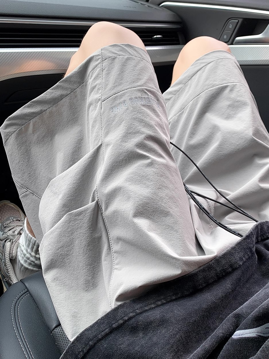 Men's Quick-Dry Cargo Shorts - American Style Loose Gray Summer Beach Shorts, Casual Tactical Five-Point Sports Shorts Men's Quick-Dry Cargo Shorts - American Style Loose Gray Summer Beach Shorts, Casual Tactical Five-Point Sports Shorts