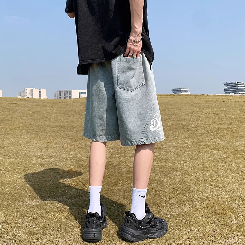 Men's Summer Loose-Fit Denim Shorts, Elastic Waist Mid-Length Pants, Trendy 2025 Style for Youth, Casual Fashion Essential Men's Summer Loose-Fit Denim Shorts, Elastic Waist Mid-Length Pants, Trendy 2025 Style for Youth, Casual Fashion Essential