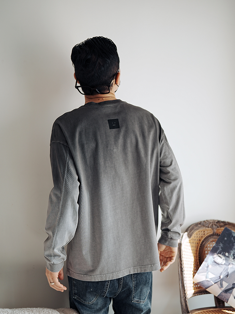 Men's Vintage Distressed Long Sleeve T-Shirt with Gradient Collar - American Retro Style, Cool Loose Fit for Spring Men's Vintage Distressed Long Sleeve T-Shirt with Gradient Collar - American Retro Style, Cool Loose Fit for Spring