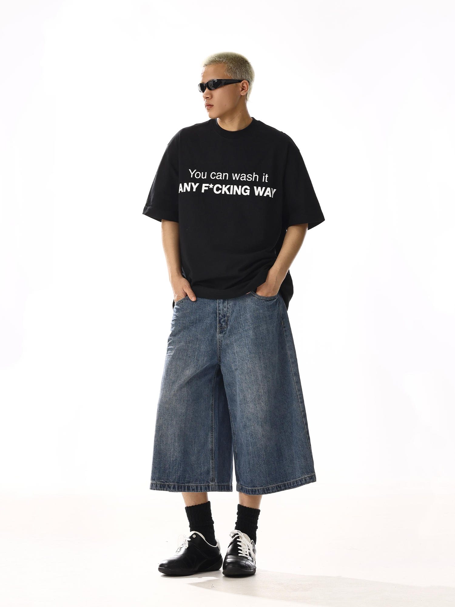 Men's Vintage Washed Distressed Denim Shorts, Loose Straight-Leg Casual Capris for Summer, Retro Wide-Leg Style Men's Vintage Washed Distressed Denim Shorts, Loose Straight-Leg Casual Capris for Summer, Retro Wide-Leg Style