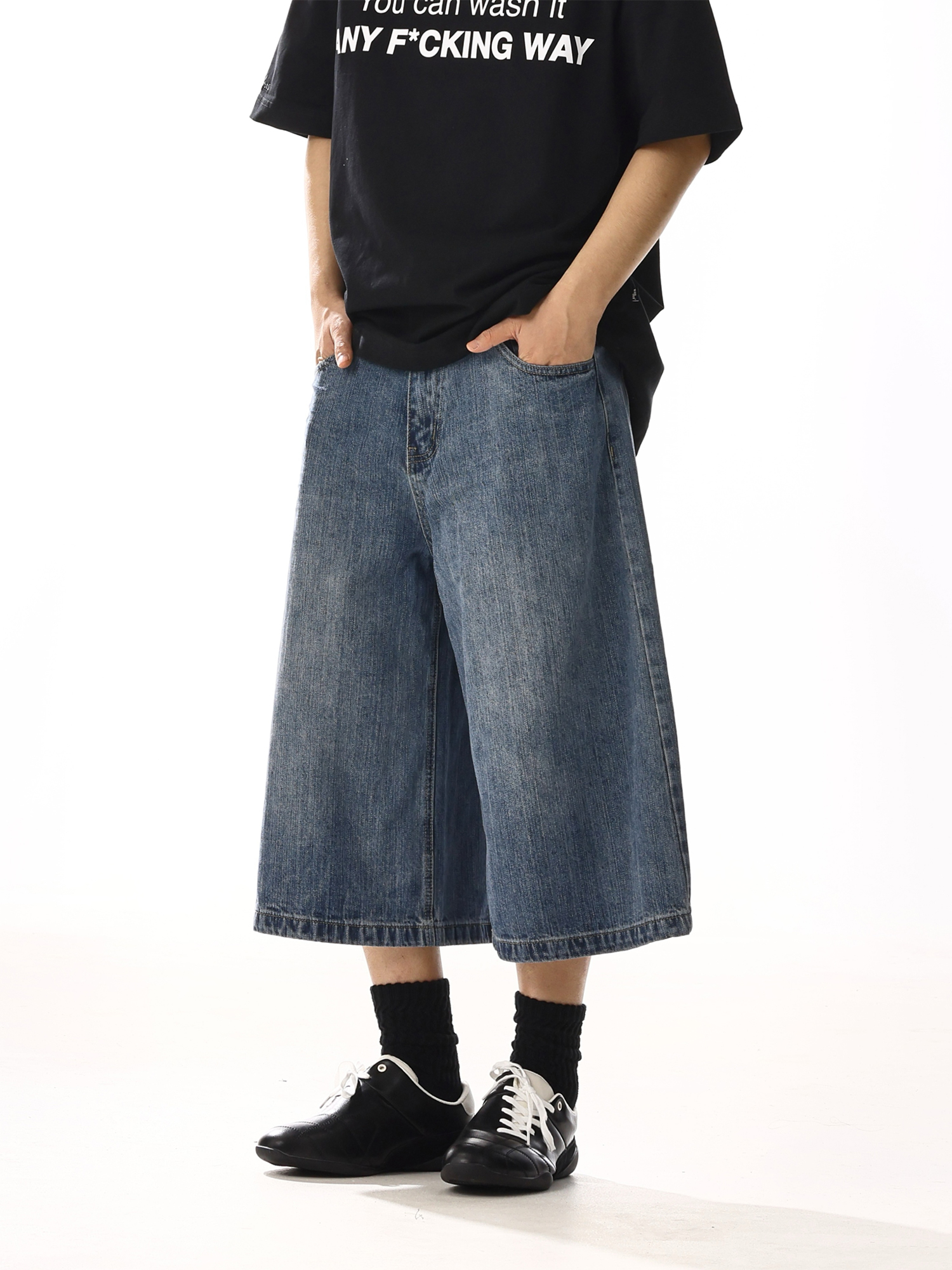 Men's Vintage Washed Distressed Denim Shorts, Loose Straight-Leg Casual Capris for Summer, Retro Wide-Leg Style Men's Vintage Washed Distressed Denim Shorts, Loose Straight-Leg Casual Capris for Summer, Retro Wide-Leg Style