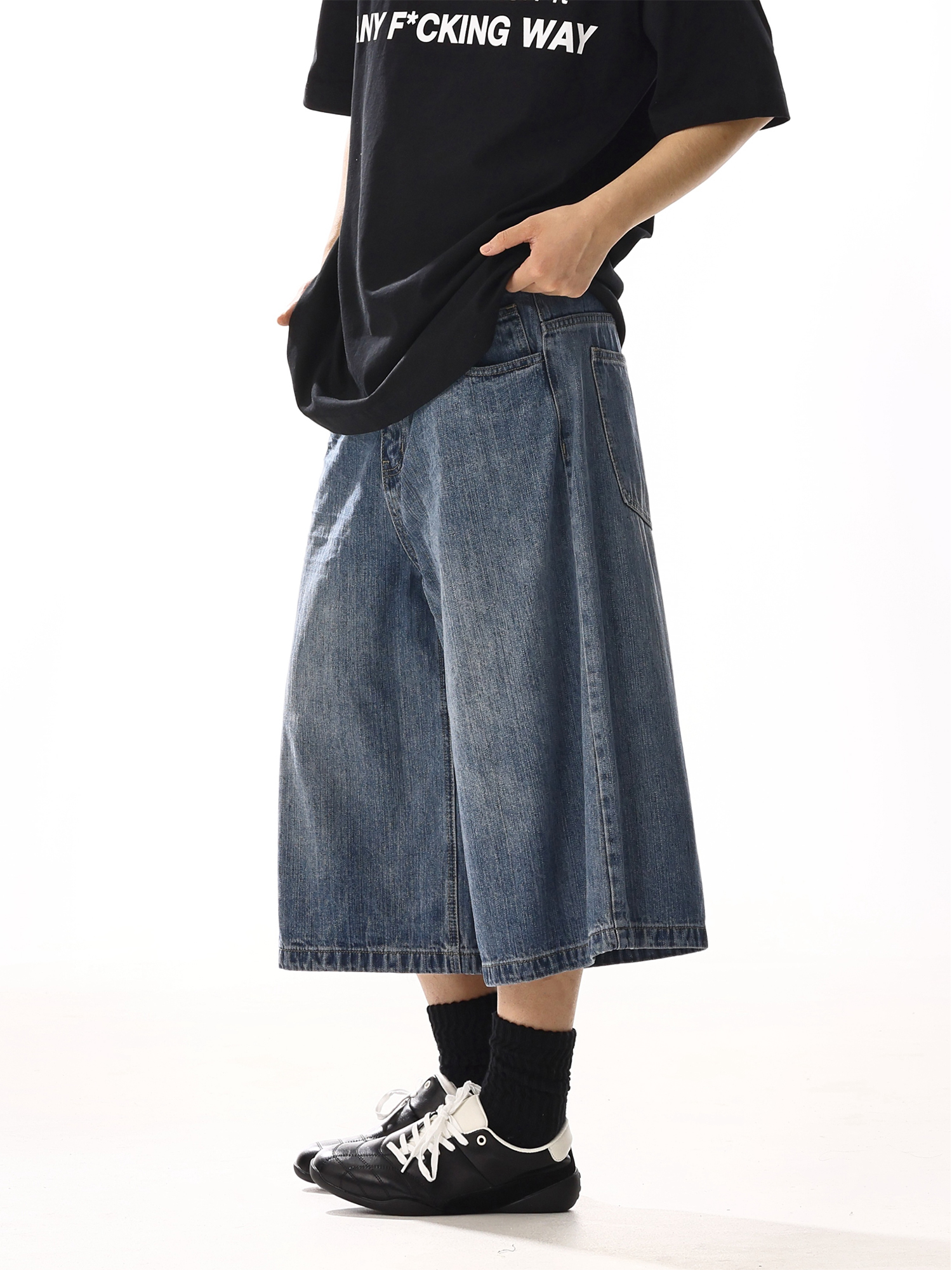 Men's Vintage Washed Distressed Denim Shorts, Loose Straight-Leg Casual Capris for Summer, Retro Wide-Leg Style Men's Vintage Washed Distressed Denim Shorts, Loose Straight-Leg Casual Capris for Summer, Retro Wide-Leg Style