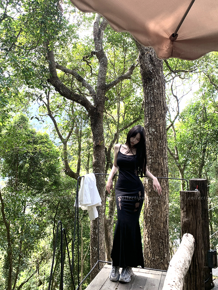 Mid-Length Black Spaghetti Strap Dress with Burn Flower Design - Women's Slim Fit Hunting Sister Style for Y2K and 90s Fashion Mid-Length Black Spaghetti Strap Dress with Burn Flower Design - Women's Slim Fit Hunting Sister Style for Y2K and 90s Fashion