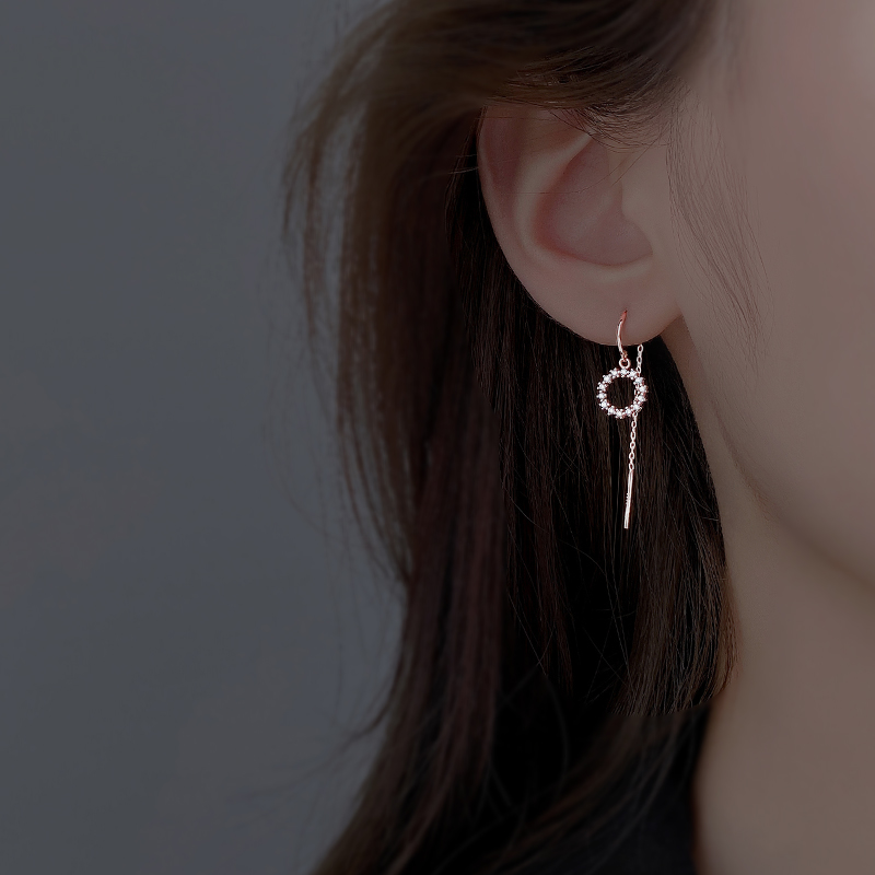 Mid-Length Circle Tassel Earrings for Women - Unique Parisian Style Statement Jewelry Mid-Length Circle Tassel Earrings for Women - Unique Parisian Style Statement Jewelry