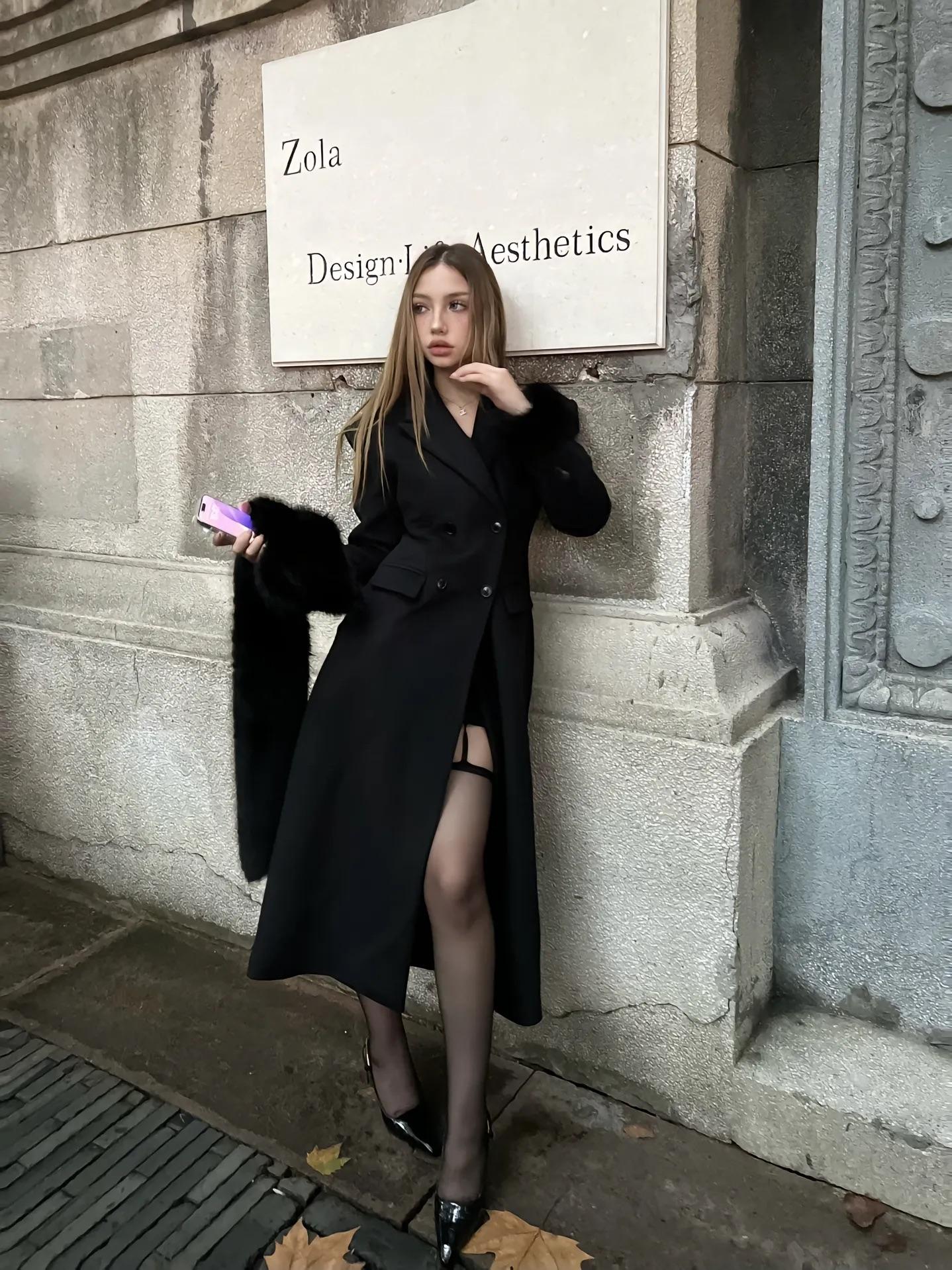 Mid-Length Hourglass Waist Woolen Coat for Autumn and Winter - Blackened C-Position Design for a Chic Look Mid-Length Hourglass Waist Woolen Coat for Autumn and Winter - Blackened C-Position Design for a Chic Look