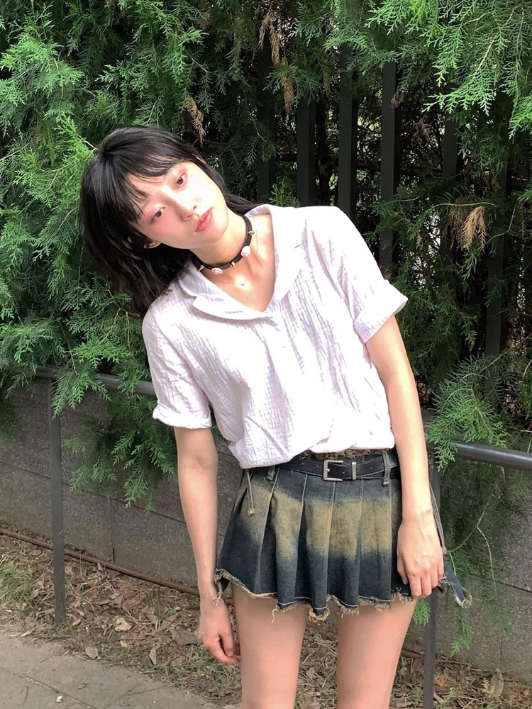 Millennial Spicy Girl Rivet Rose Choker Leather Collar - Rock Punk Heavy-Duty Clavicle Chain, Korean Niche Design Millennial Spicy Girl Rivet Rose Choker Leather Collar - Rock Punk Heavy-Duty Clavicle Chain, Korean Niche Design